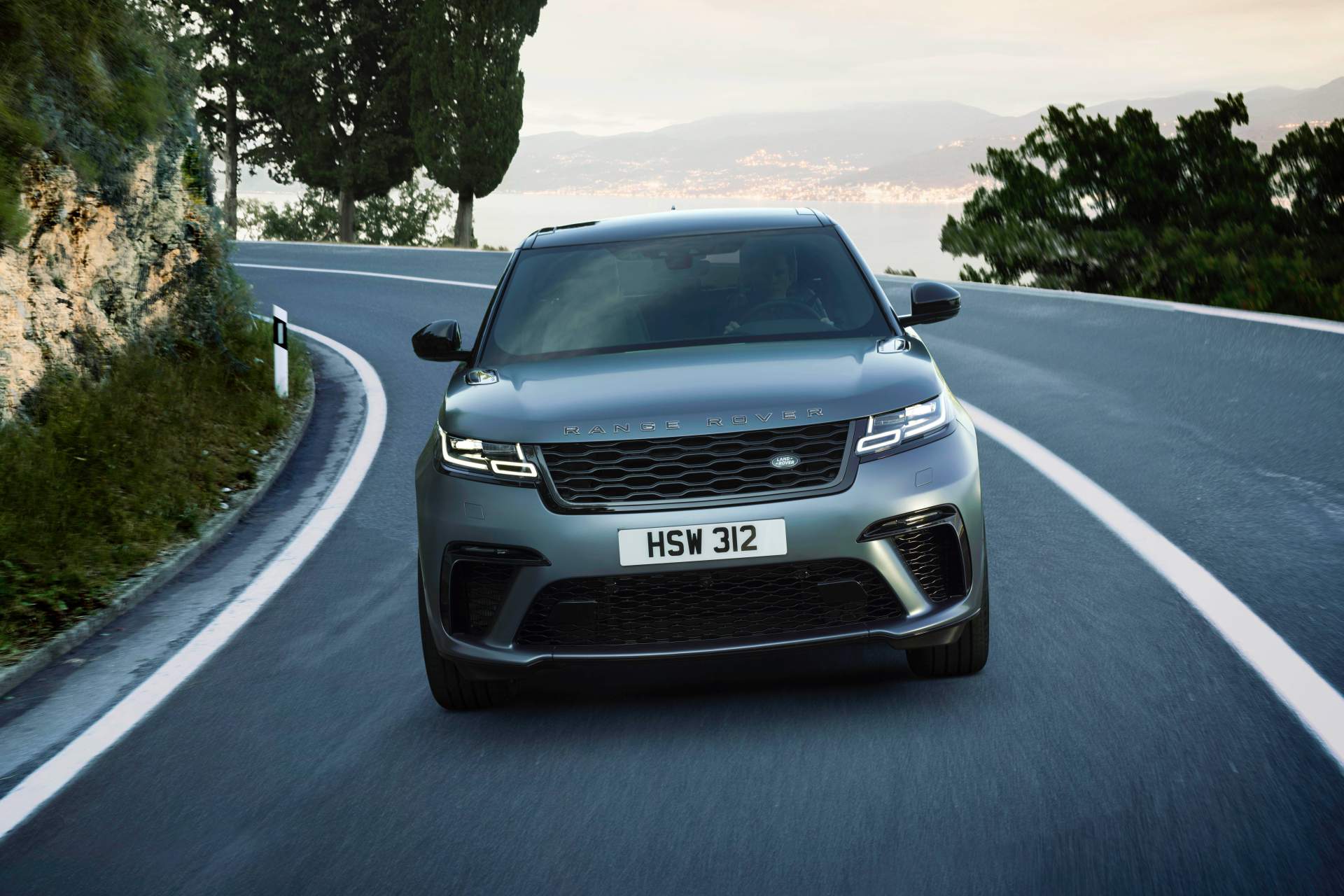 HyperFocal: 0 Range Rover Velar Gains 542HP SVAutobiography Dynamic Edition