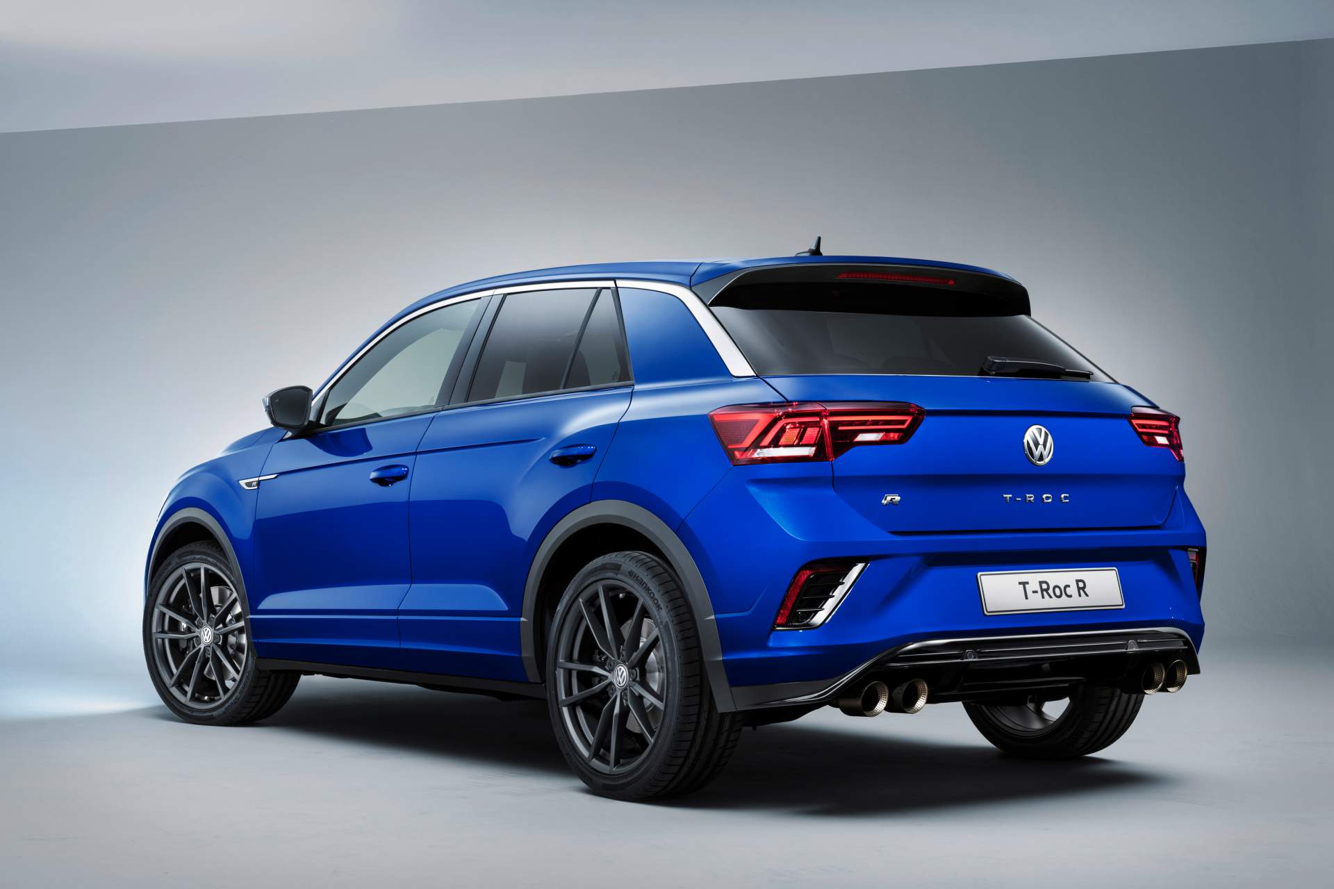 The new Volkswagen T-Roc R VW T-Roc R Unveiled With 300 PS, Does 0-100 Km/h In 4.9 Seconds