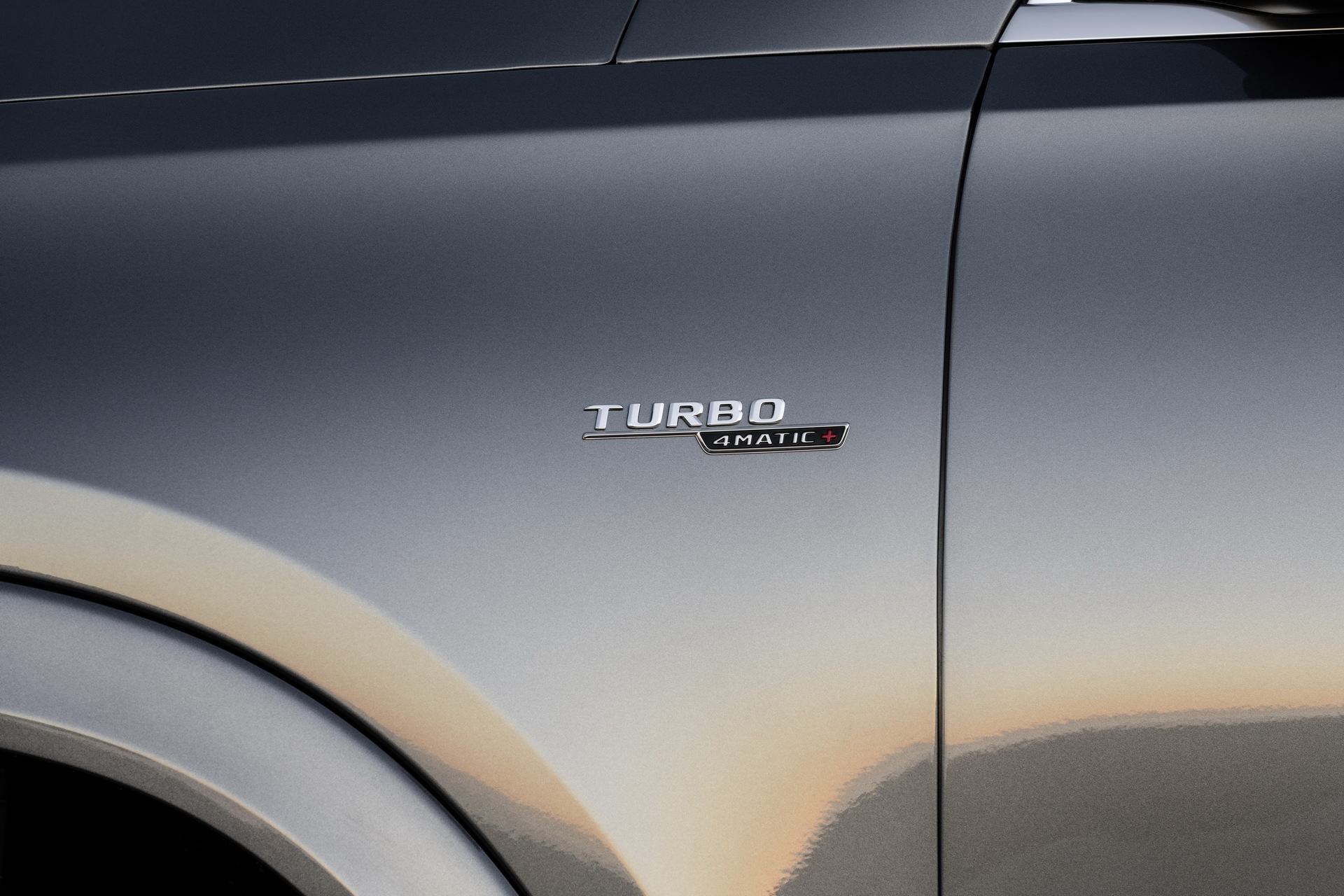 2020 Mercedes-AMG GLE 53 4MATIC 5 2020 Mercedes-AMG GLE 53 4MATIC+ Has Straight-Six With Twin Turbos And An Electric Compressor