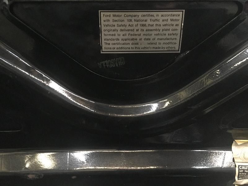 mach 1 ford mustang barn find 87 A 1969 Ford Mustang Mach 1 Was Sitting In A Garage For 39 Years!