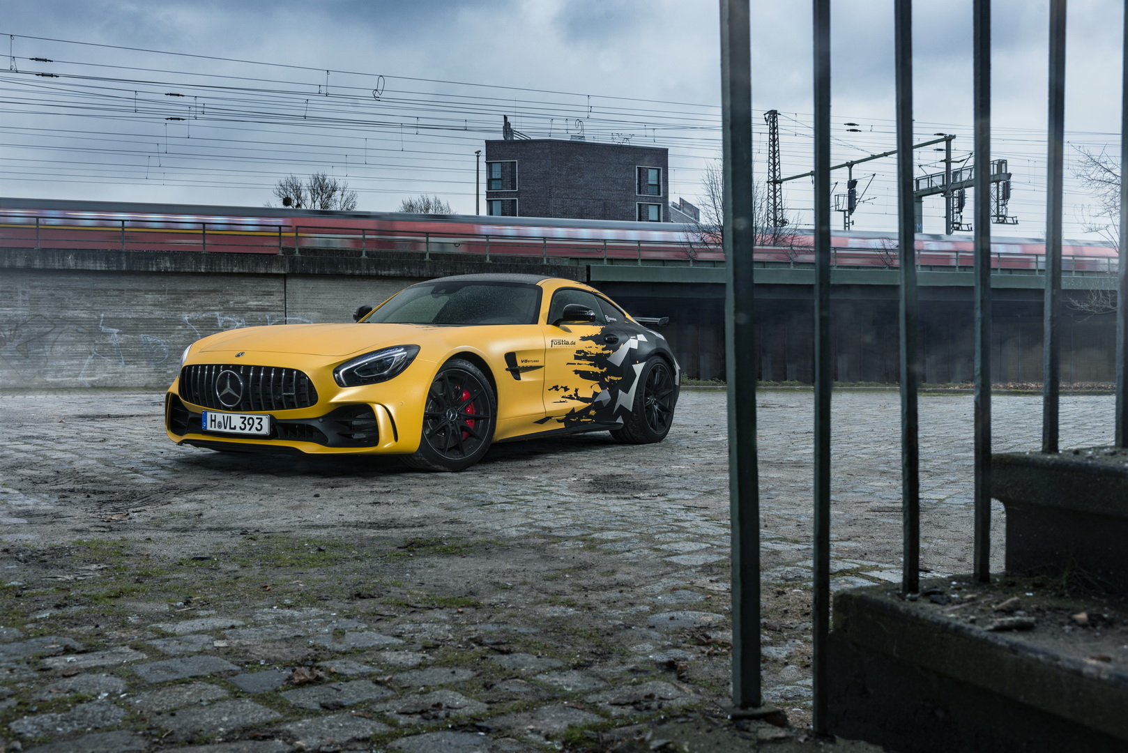 mercedes-amg gt r tuning fostla 1 Fostla’s Mercedes-AMG GT R Gets 641 HP, Urban-Camo-And-Yellow Wrap