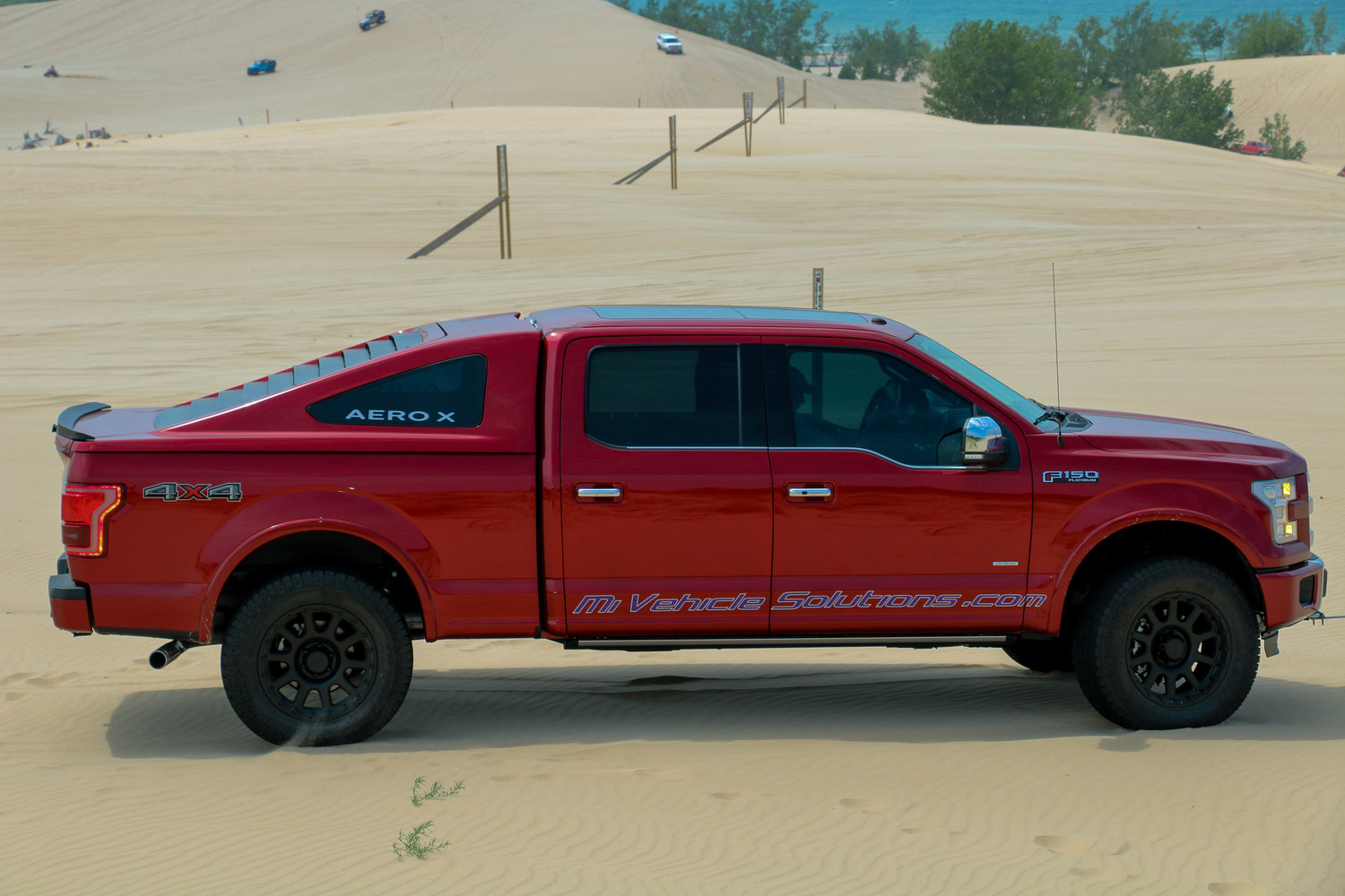 Ford-F150-Fastback-13 Ford F-150 With Mustang Mach 1-Inspired Fastback Bed Cap Just Looks Weird