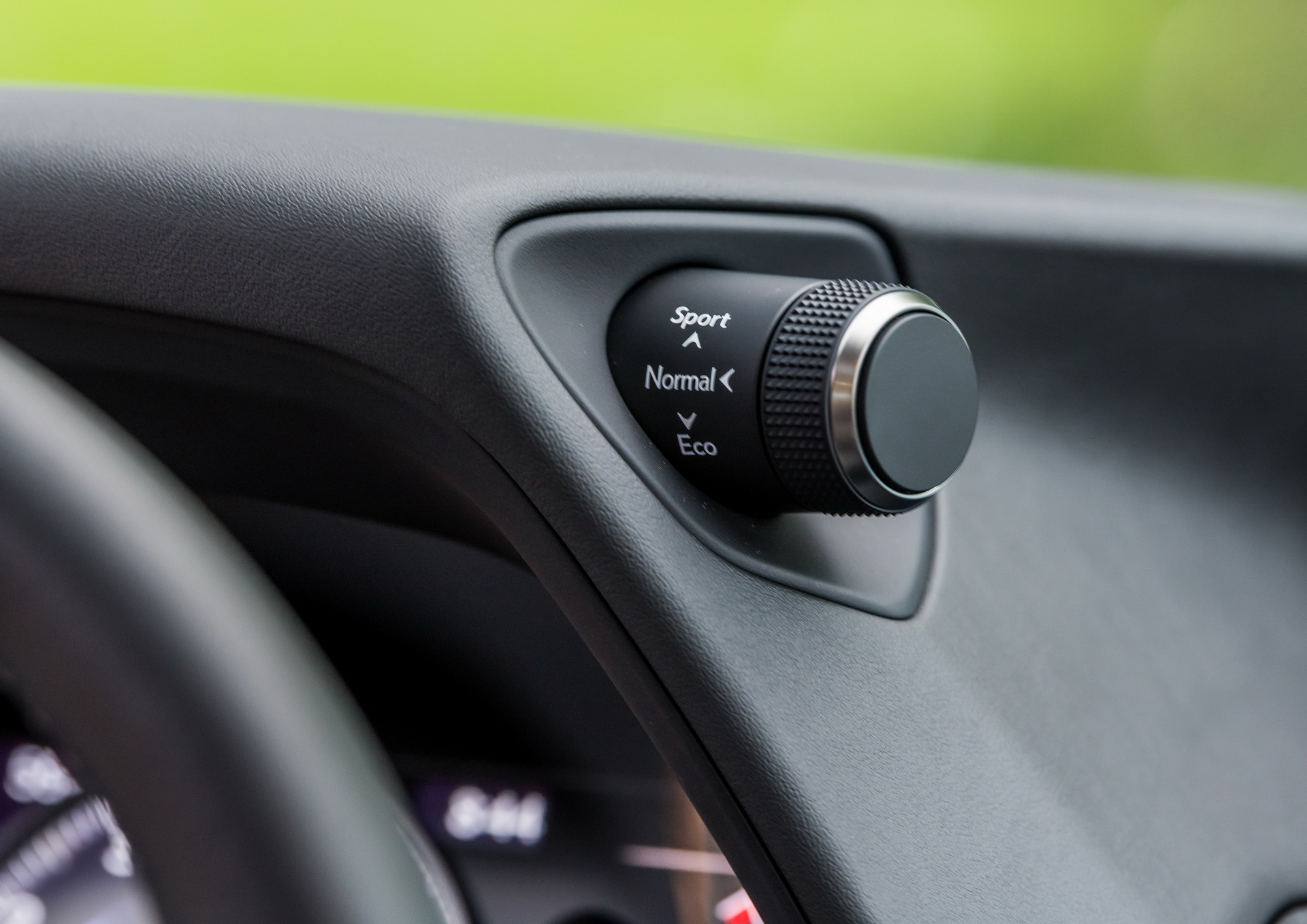 2019-Lexus-UX-28 Lexus Launches Special, Subscription-Like Lease Deal For UX