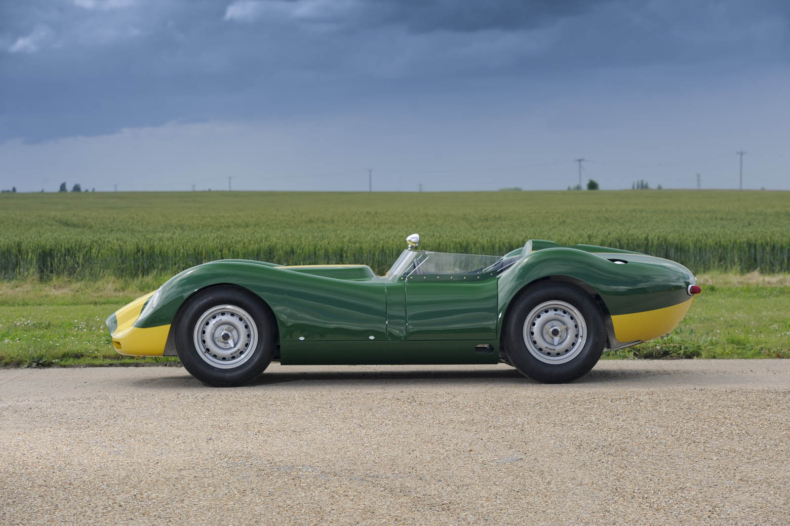 Lister-Knobbly-Concept-4 Lister’s Upcoming Knobbly Concept Is Drop-Dead Gorgeous