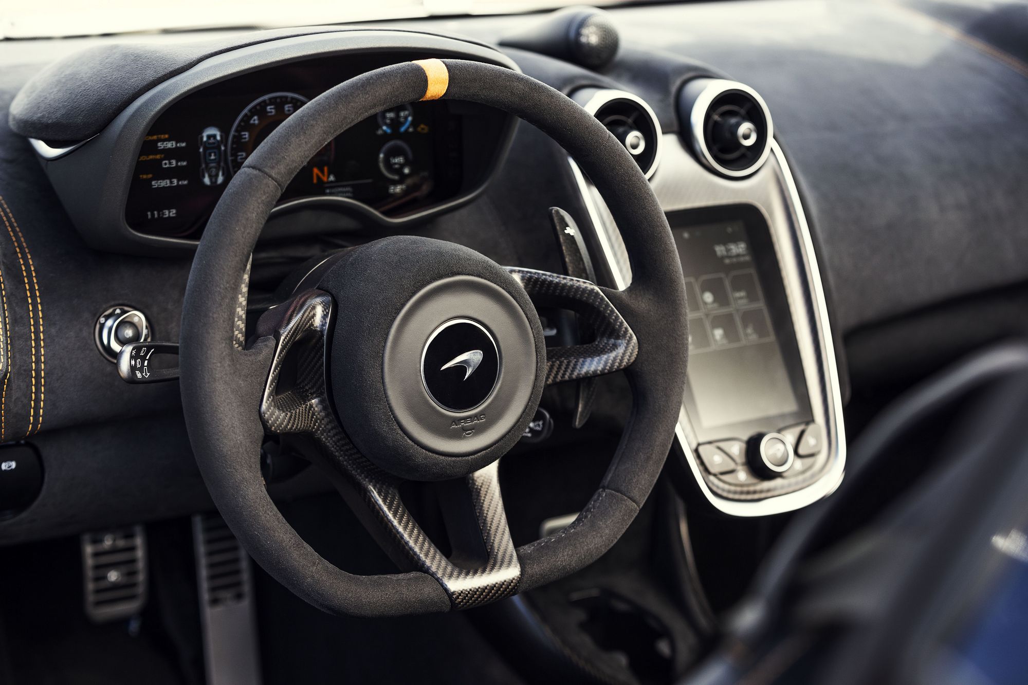 McLaren-600LT-Spider-8 Bask In The Glory Of The Colorful McLaren 600LT Spider