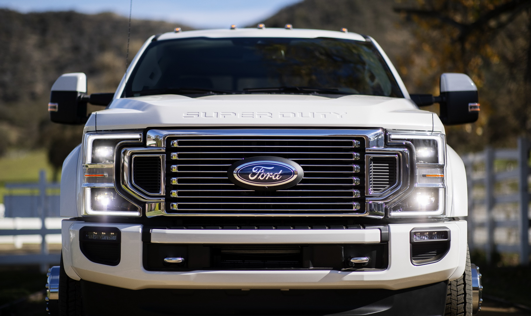 2020 ford f-450 10 2020 Ford F-Series Super Duty Unveiled With New 7.3L V8 Engine, 10-Speed Auto
