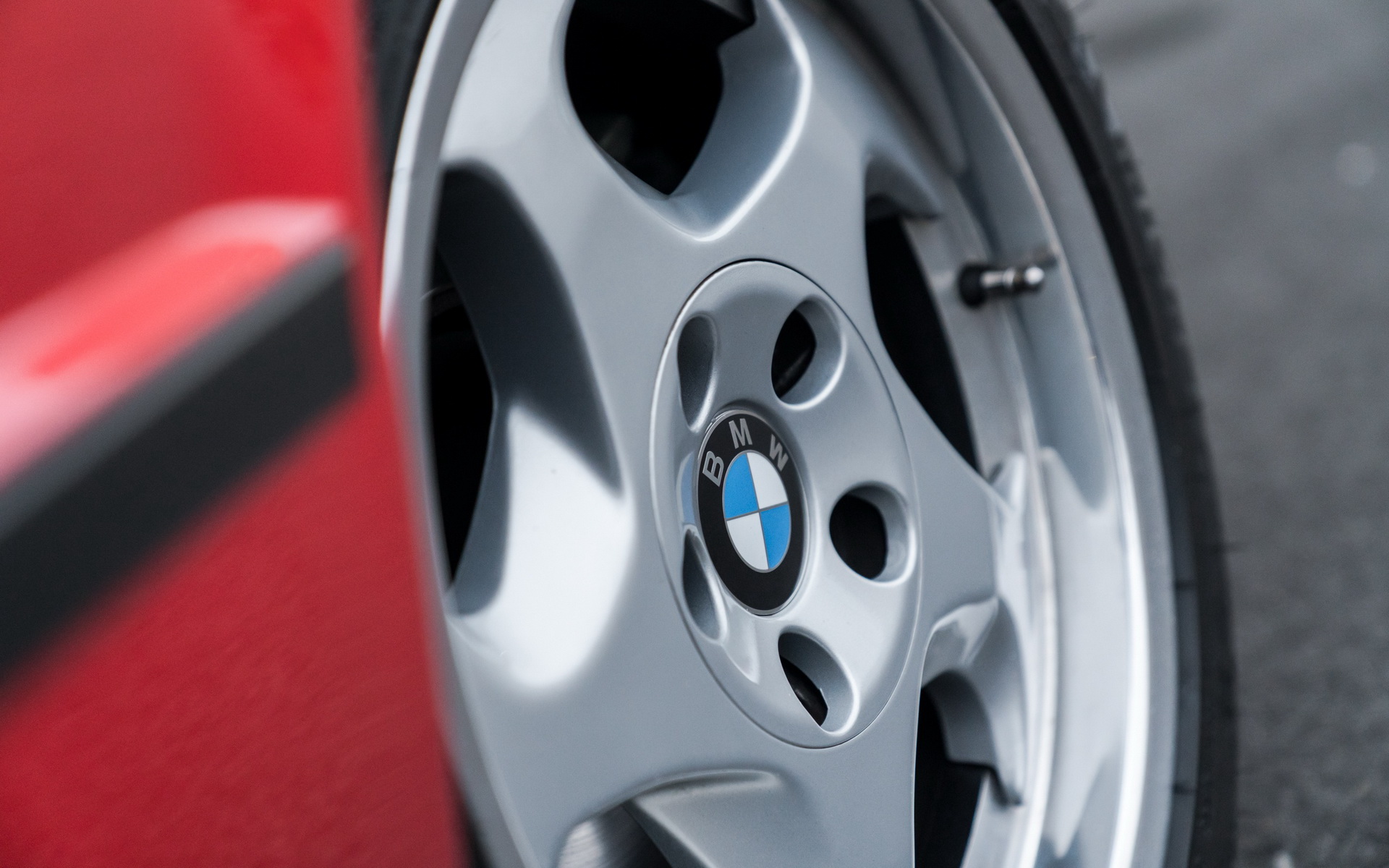 1991 bmw m5 low-mileage sale 6 Would You Pay $55,000 For This Well-Kept 1991 BMW M5?