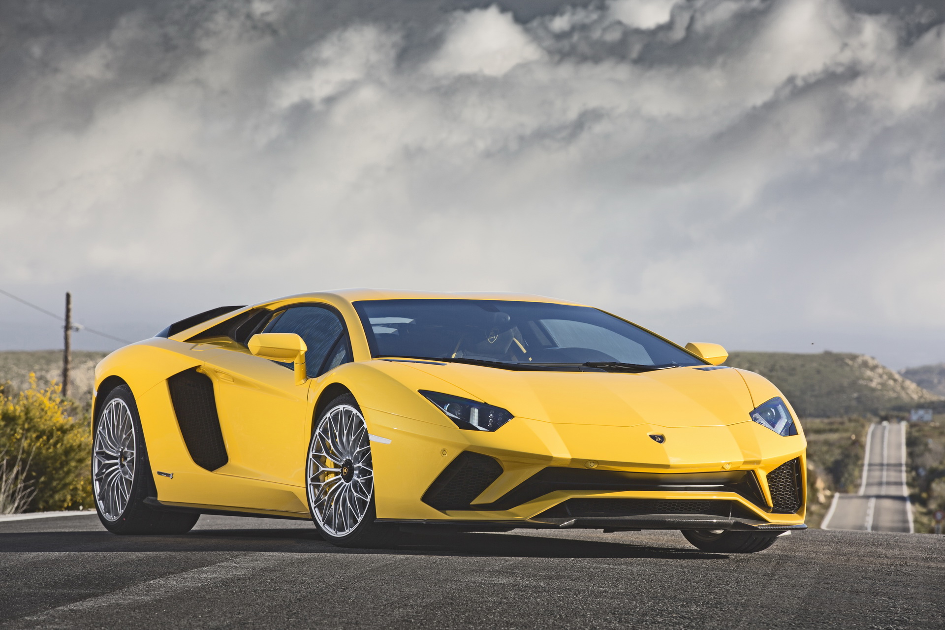 worlds most googled supercars 3 These Are The World’s Most Googled Supercars