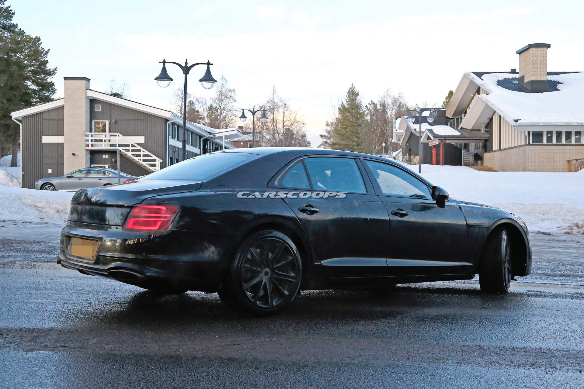 2020 Bentley Flying Spur spy shots 34 2020 Bentley Flying Spur Loses Padded Camo, Wears Production Lights