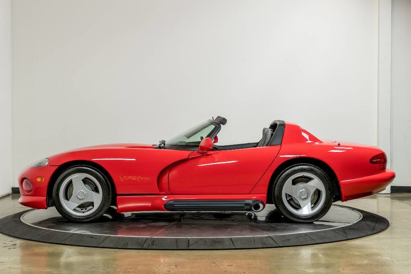 1992 dodge viper low mileage ebay 17 1992 Dodge Viper With 34 Miles Stored As New In Garage For 27 Years!