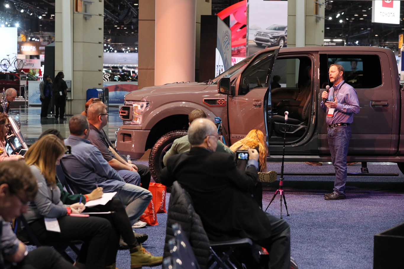 2019 Ford F-150 Harley Davidson 7 2019 Ford F-150 Harley-Davidson Truck Is Back With A $97,415 Starting Price