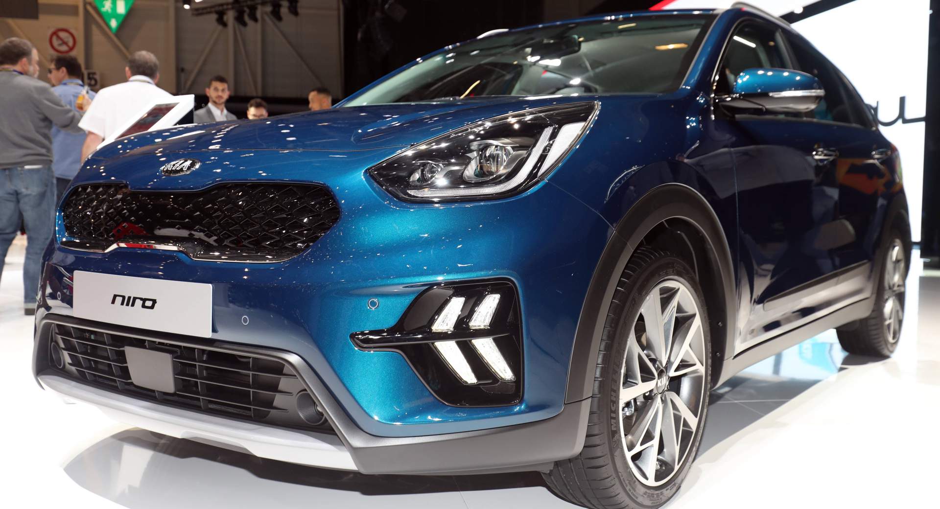 Hybrid And Plug-in Hybrid Get Niro Facelift (Live Pics) | Carscoops