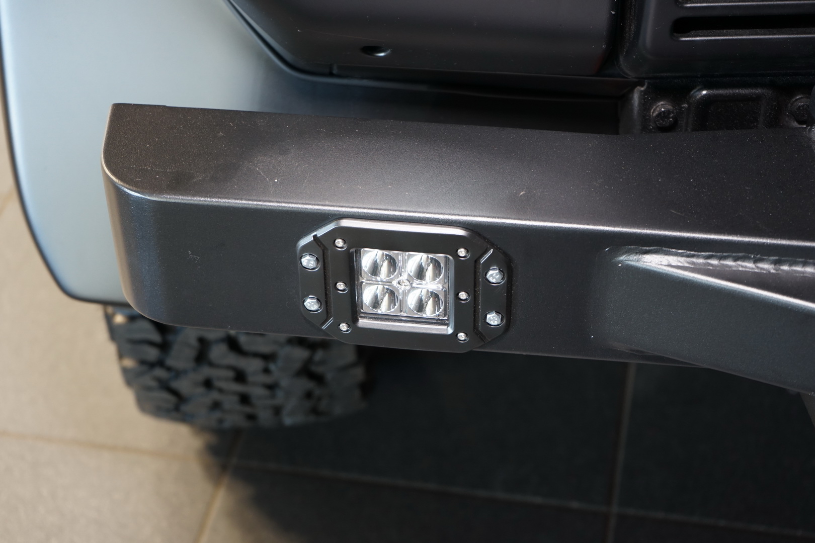 1993 mercedes g-class swiss army lorinser 9 Ex-Military Classic Mercedes G-Class Gets A Civilian Restomod