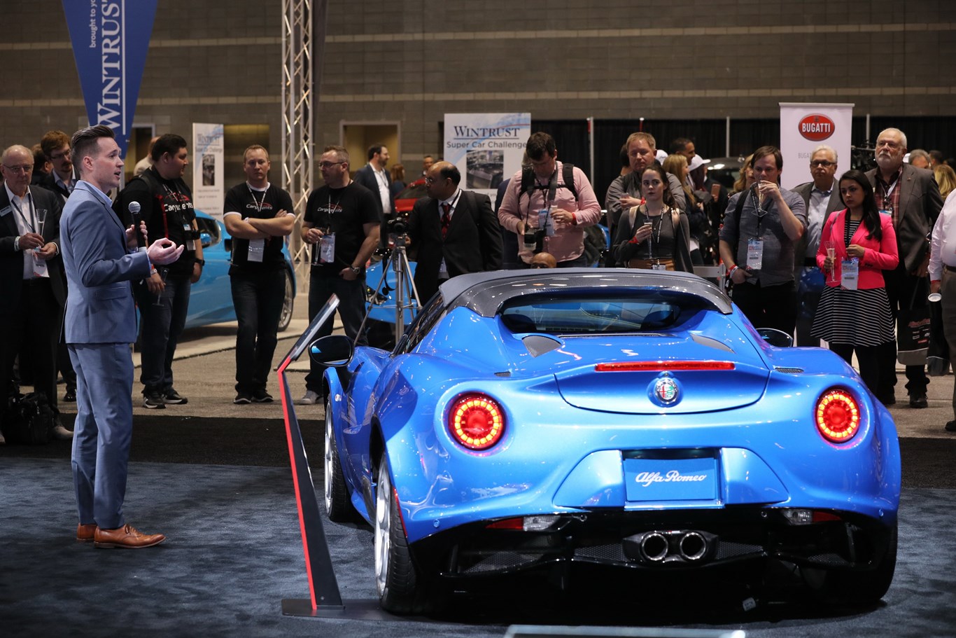 Alfa Romeo 4C Italia 10 Alfa Romeo 4C Spider Returns For 2020 With New Italia Special Edition
