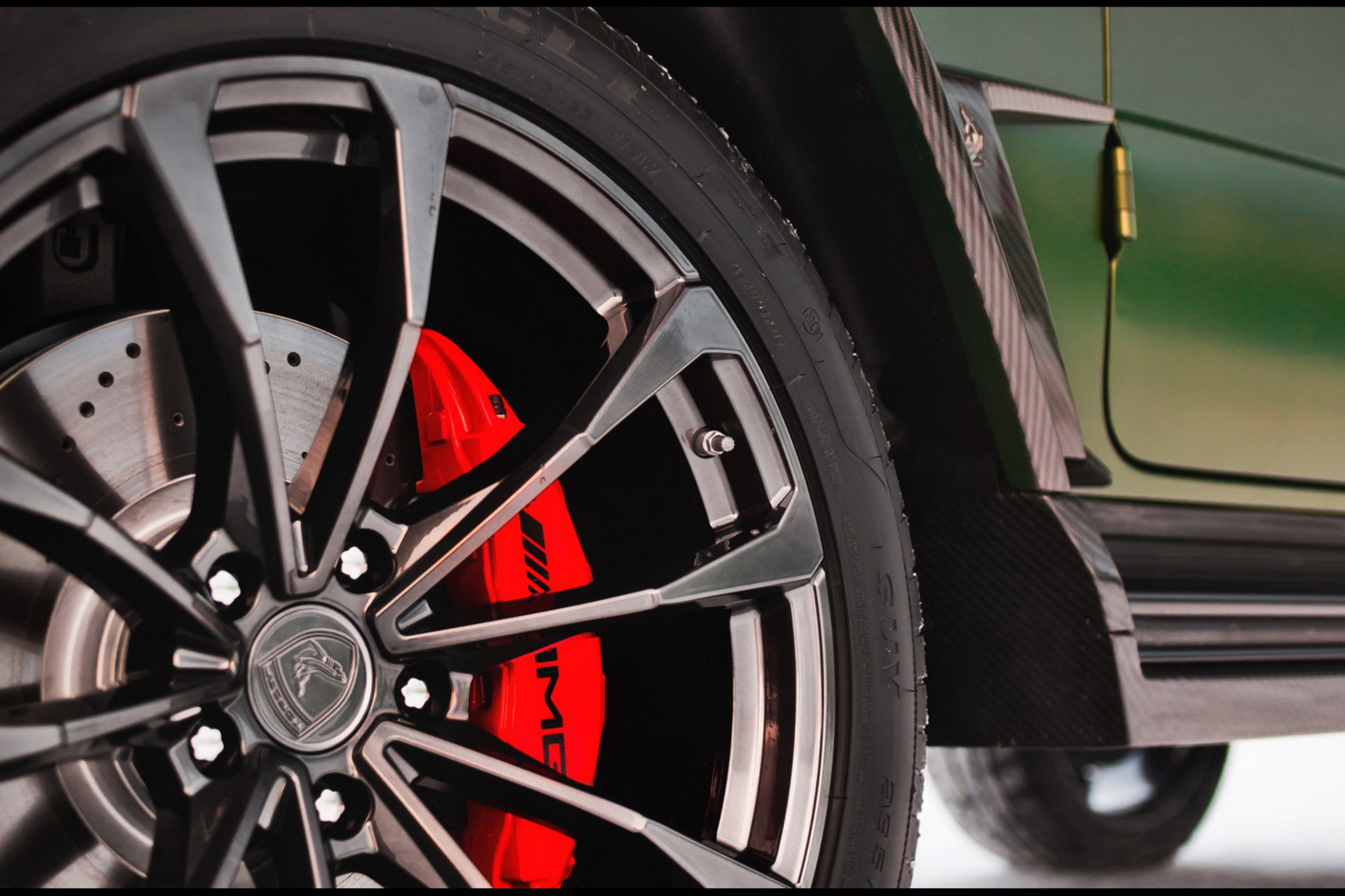 2019 mercedes-benz g-class tuning topcar 38 Whole Lotta Carbon: TopCar Gives New Mercedes G-Class The Inferno Treatment