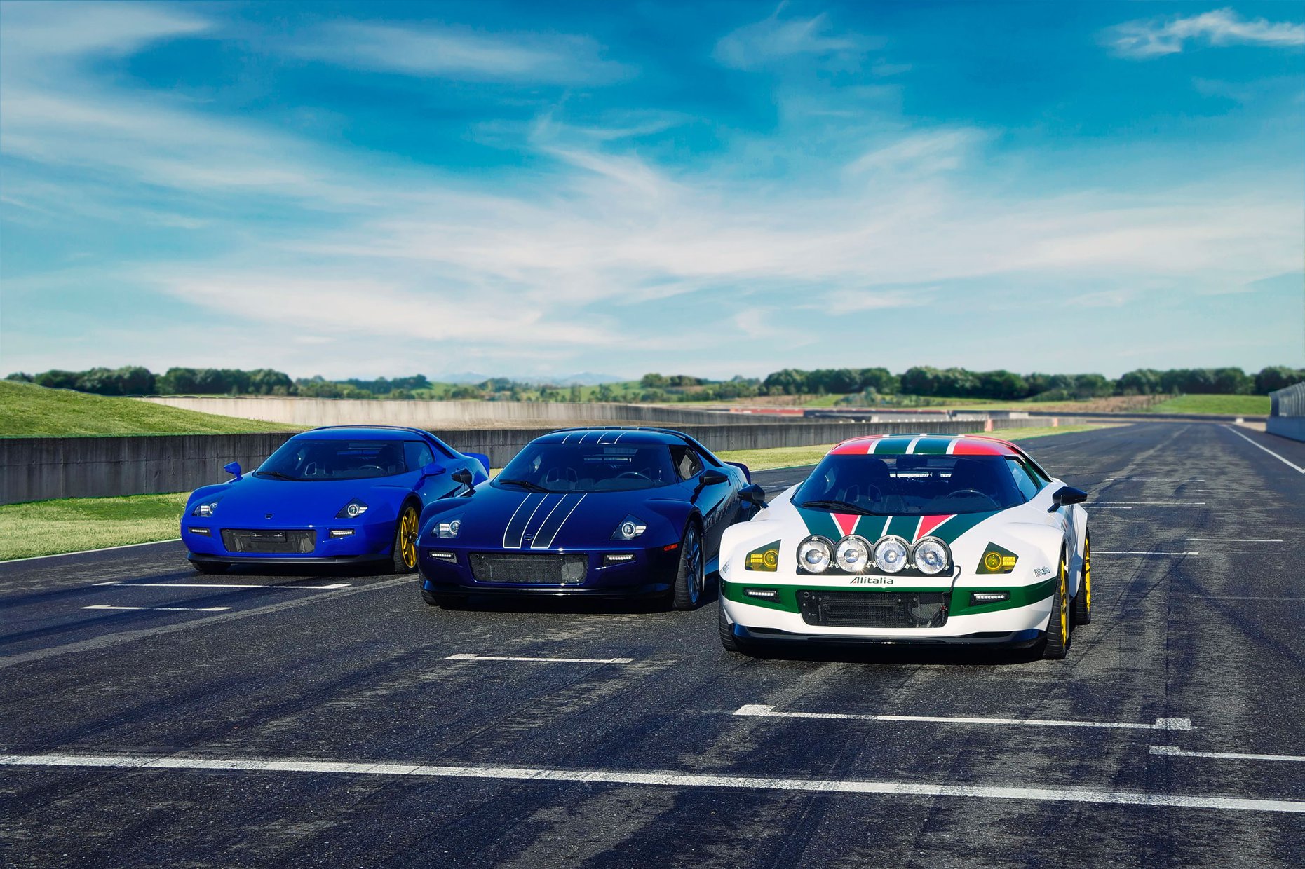 New-Stratos-Geneva-1 Geneva-Bound New Stratos Pairs 430 Scuderia V8 With Manual Gearbox