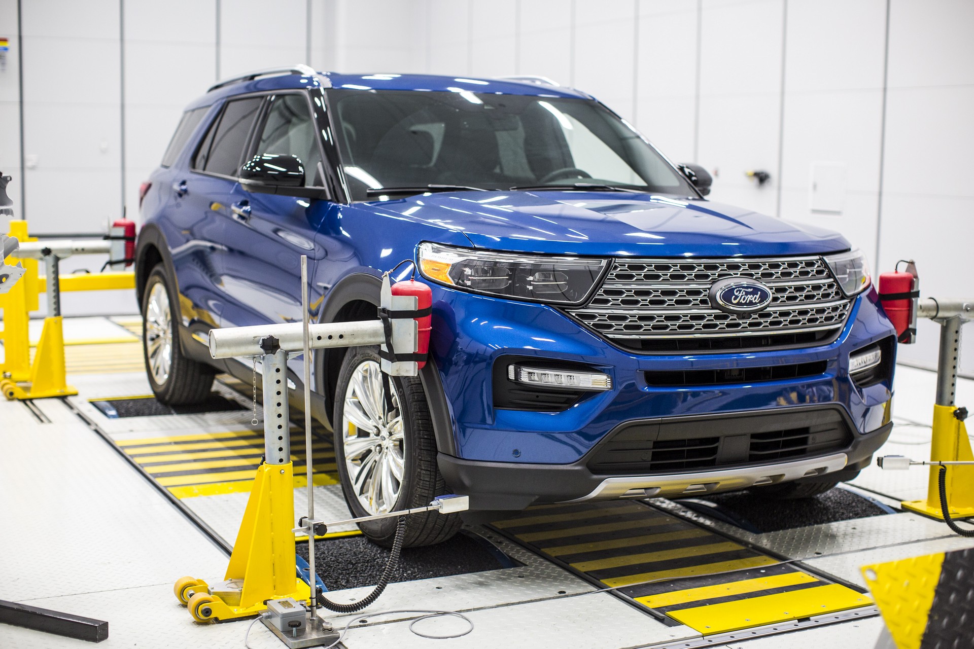 2020 Ford Explorer-2 2020 Ford Explorer Is The Quietest Yet, Here’s How They Did It