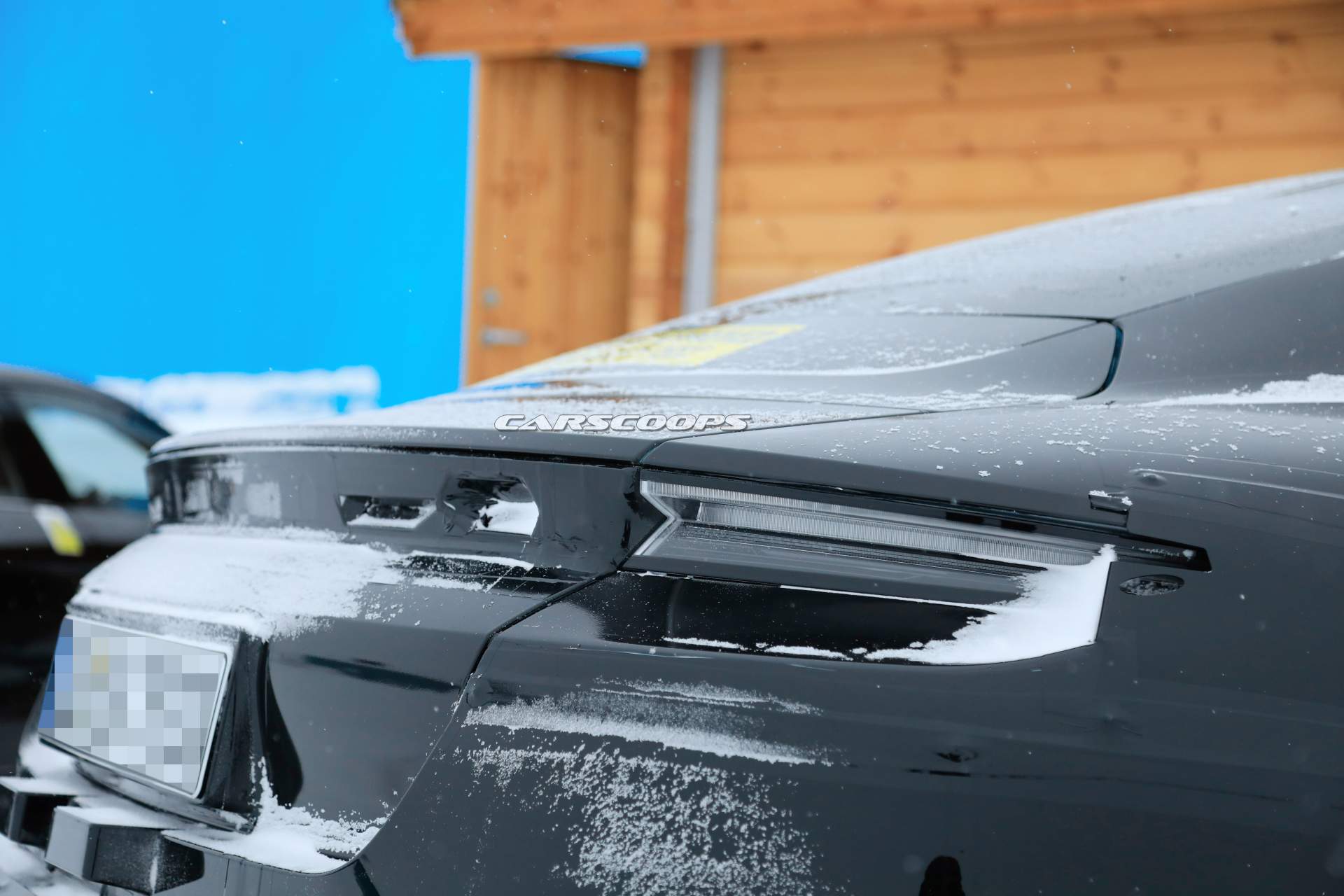 2020 Porsche Taycan spy shots 24 2020 Porsche Taycan Sport Turismo Understeers, Ploughs Into Snow (Updated)