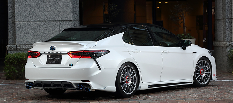 Artisan-Spirits-Toyota-Camry-8 JDM Tuned Toyota Camry Is Ready For Some Hot Tokyo Nights
