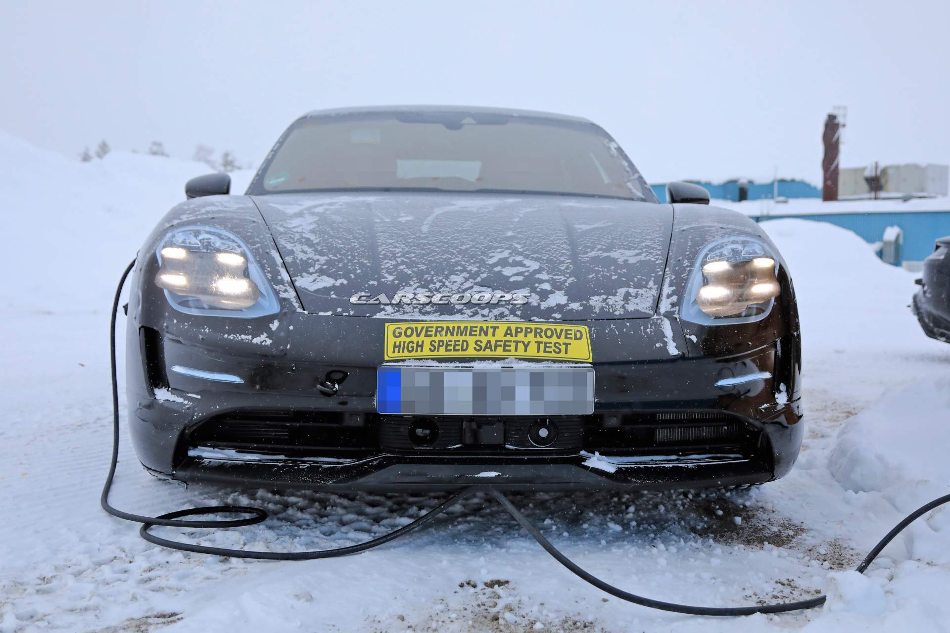 2020 Porsche Taycan spy shots 32 2020 Porsche Taycan Sport Turismo Understeers, Ploughs Into Snow (Updated)
