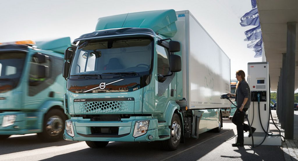  Electric Volvo Trucks Become A Reality As First Customer Deliveries Begin