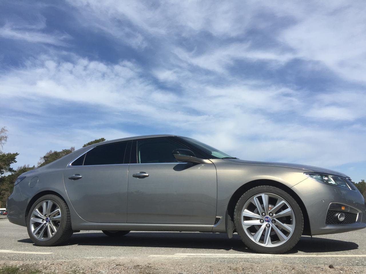 Saab-9-5-For-Sale-1 This 9-5 Is Allegedly The Last Saab Ever – And It’s For Sale