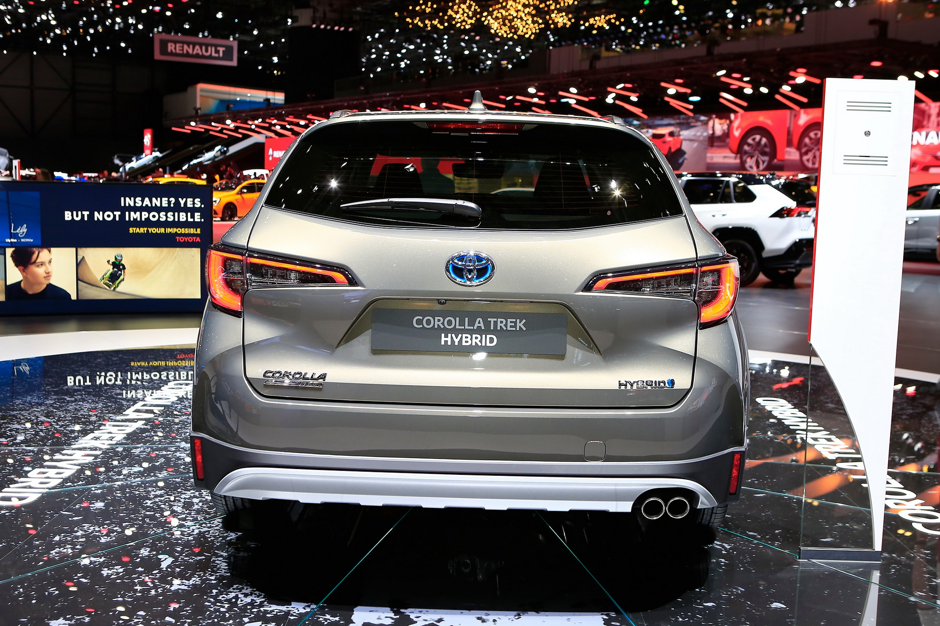 2019-Toyota-Corolla-Trek-07 Toyota Corolla GR Sport And Corolla Trek Join The Model’s European Family