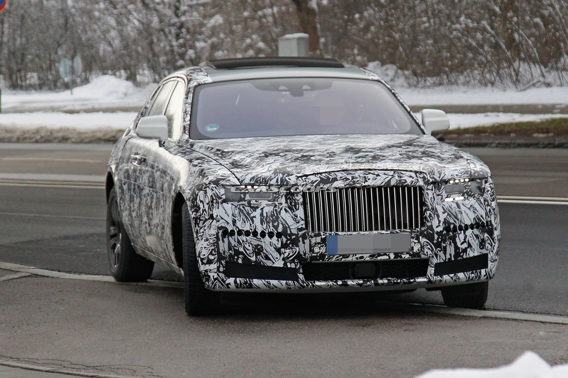 Rolls-Royce-Ghost-Spy-Shots-7 Next-Gen Rolls-Royce Ghost Due In 2021, Will Remain A Baby Phantom