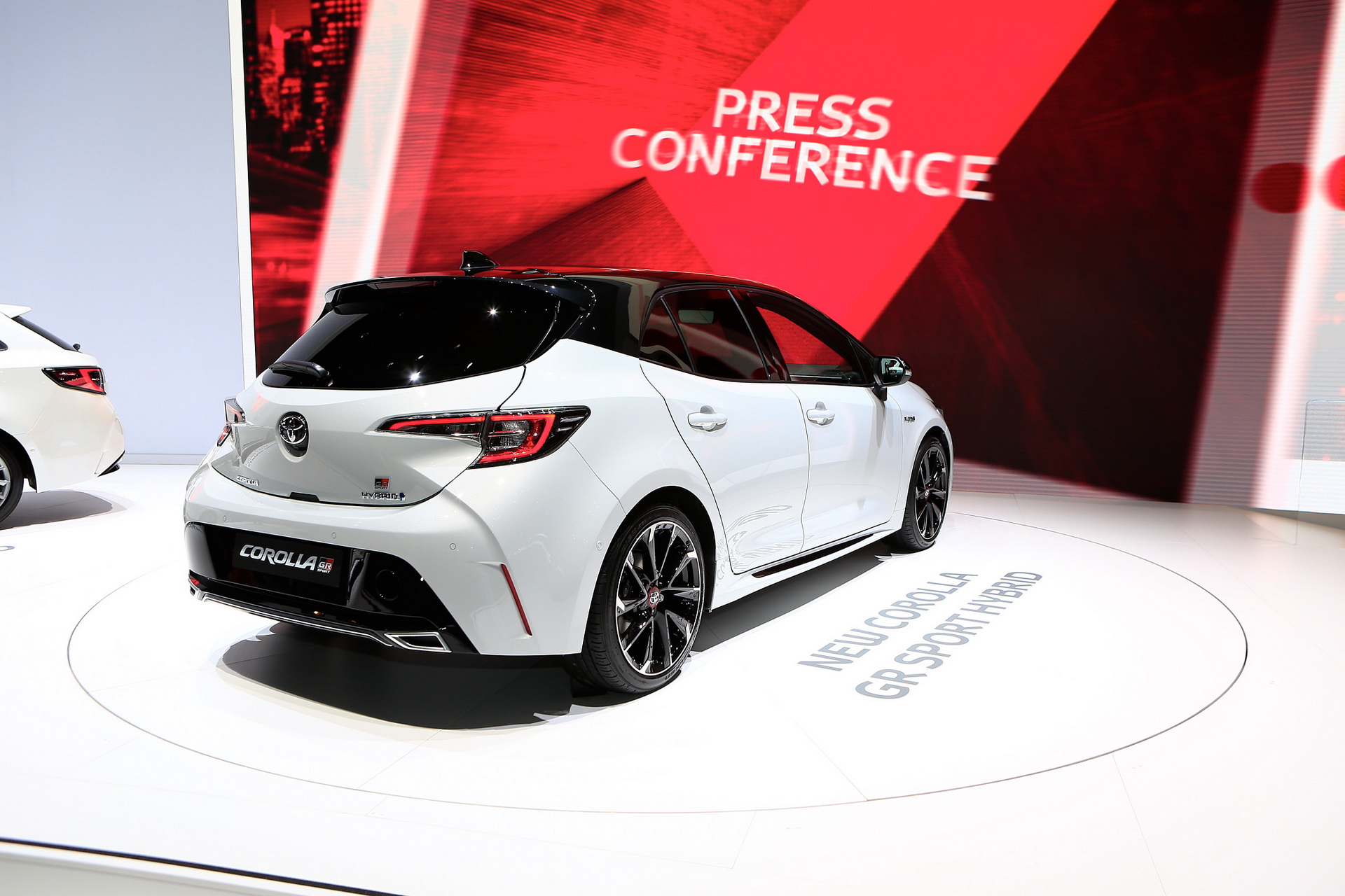2019-Toyota-Corolla-GR-Sport-03 Toyota To Share Its Hybrid Tech With Other Companies For Free
