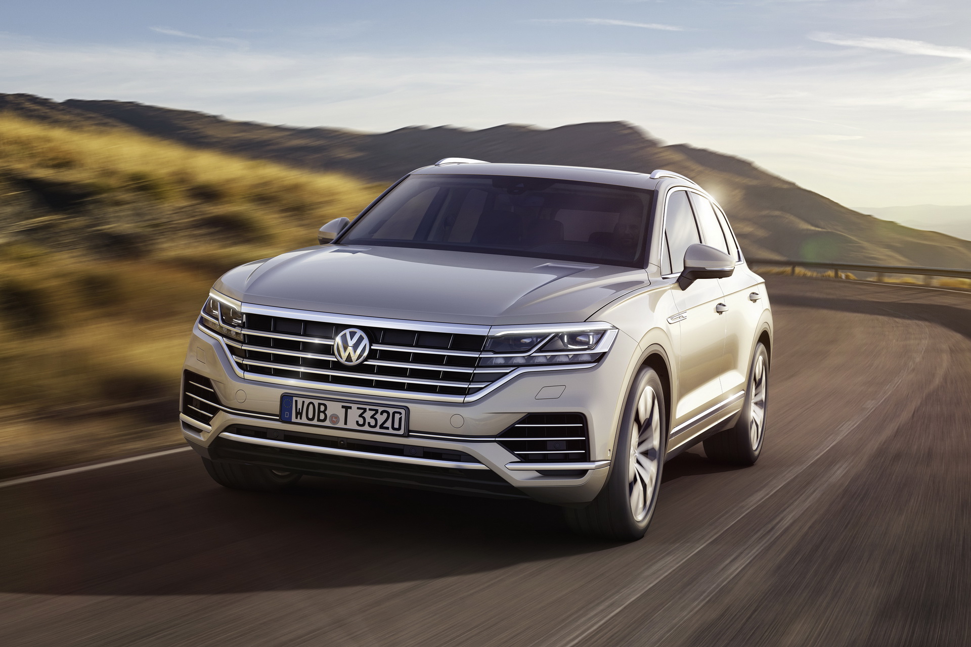 vw touareg wins german design award 6 Third-Gen VW Touareg Wins Top Honors At German Design Awards