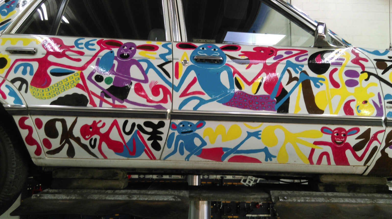 Ford-Art-Car-11 A 1983 Ford LTD Station Wagon “Art Car” Worth $2.25 Million? Are You Nuts?