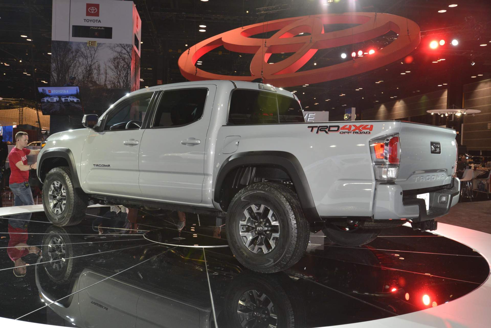 2020 Toyota Tacoma TRD Off-Road at Chicago Auto Show 3 2020 Toyota Tacoma Unveiled With Mild Styling Updates, More Equipment