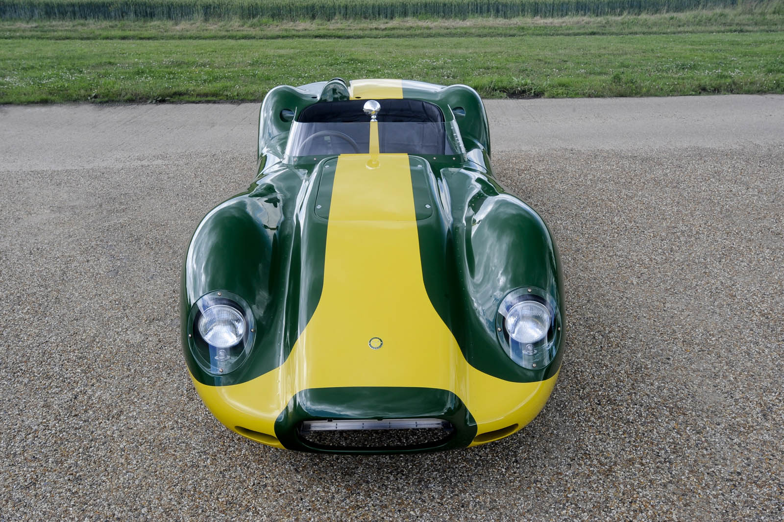 Lister-Knobbly-Concept-3 Lister’s Upcoming Knobbly Concept Is Drop-Dead Gorgeous