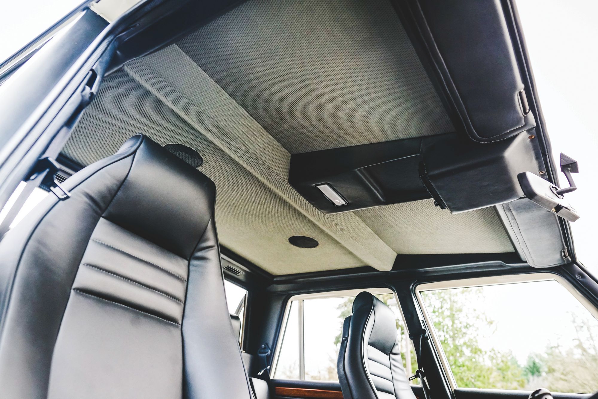 Lamborghini-LM002-20 Go To Florida, Buy A Lamborghini LM002, Enjoy Its Brutality