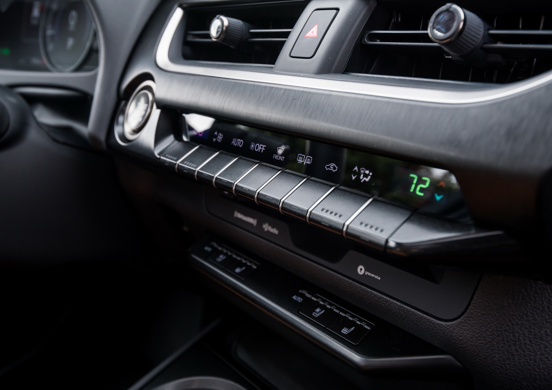 2019-Lexus-UX-16 Lexus Launches Special, Subscription-Like Lease Deal For UX