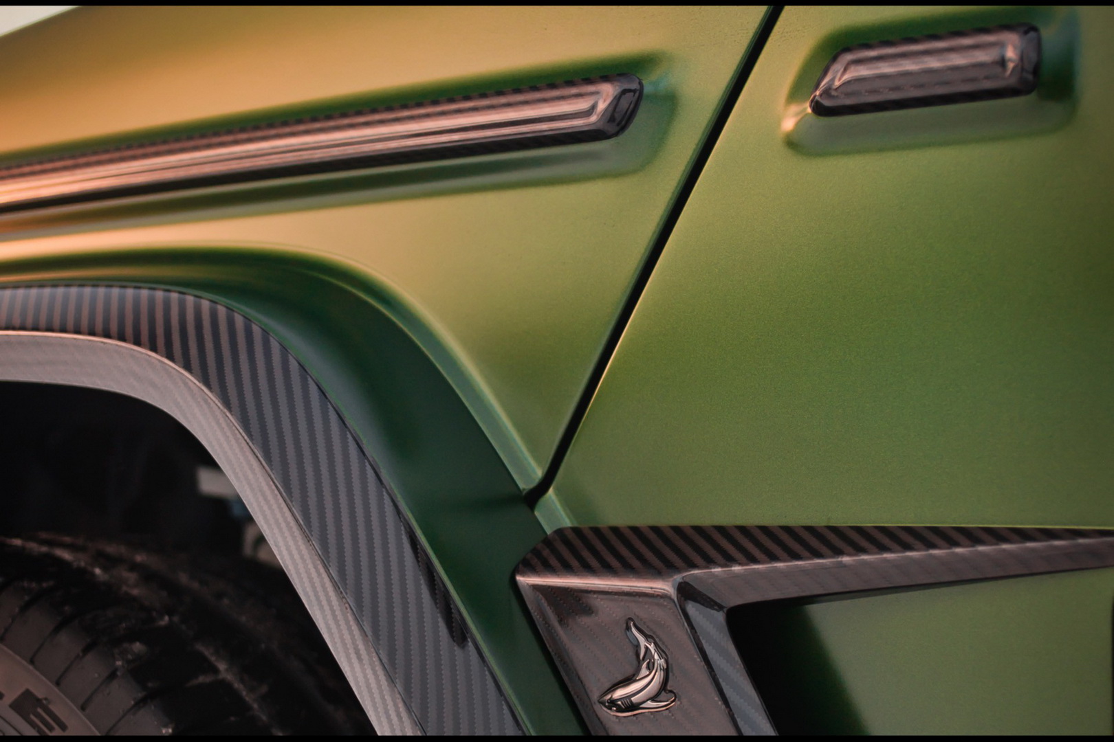 2019 mercedes-benz g-class tuning topcar 28 Whole Lotta Carbon: TopCar Gives New Mercedes G-Class The Inferno Treatment