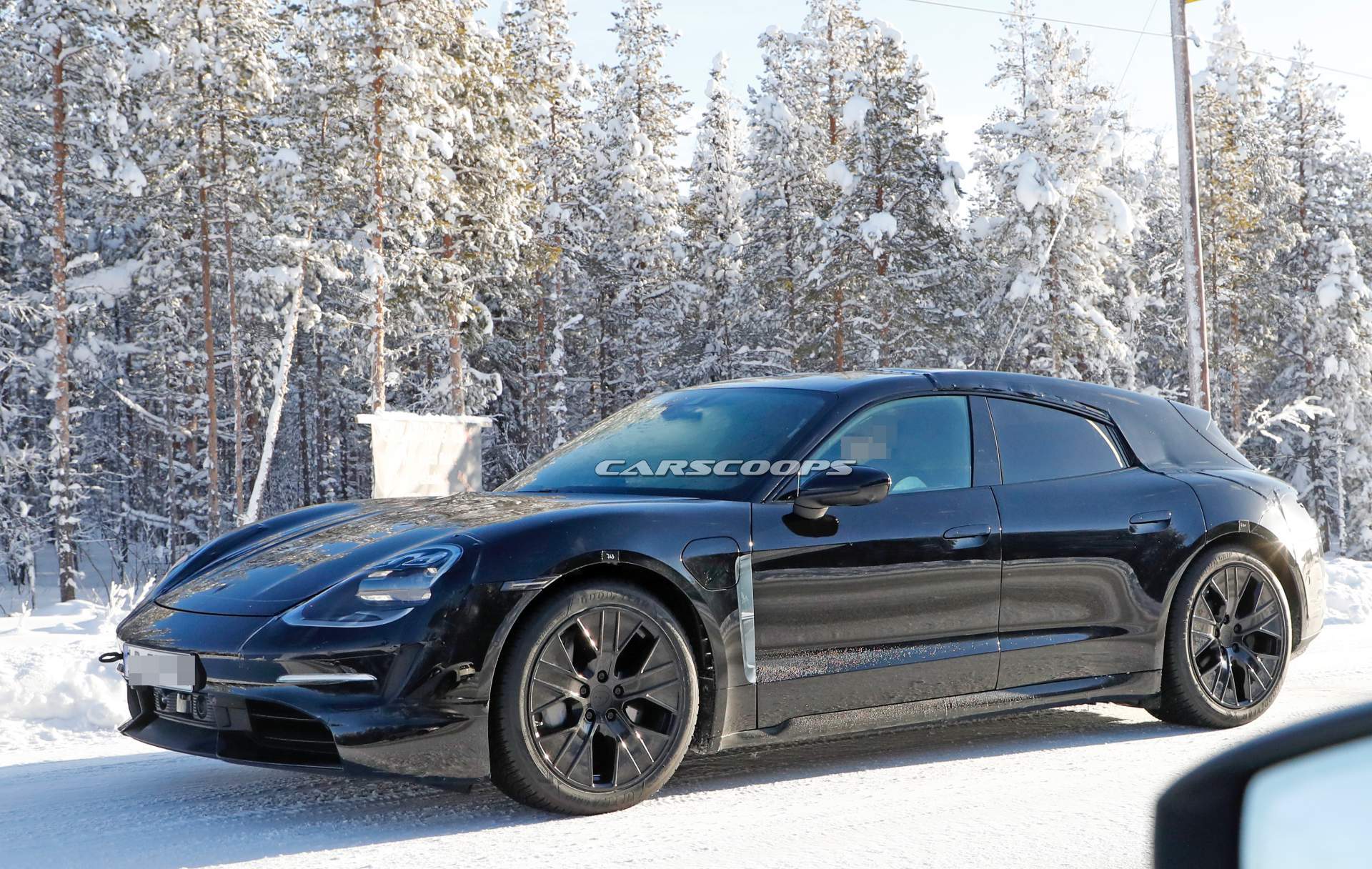 2020 Porsche Taycan Sport Turismo spy shots 3 Porsche Taycan Sport Turismo Adds A Dash Of Practicality And Style