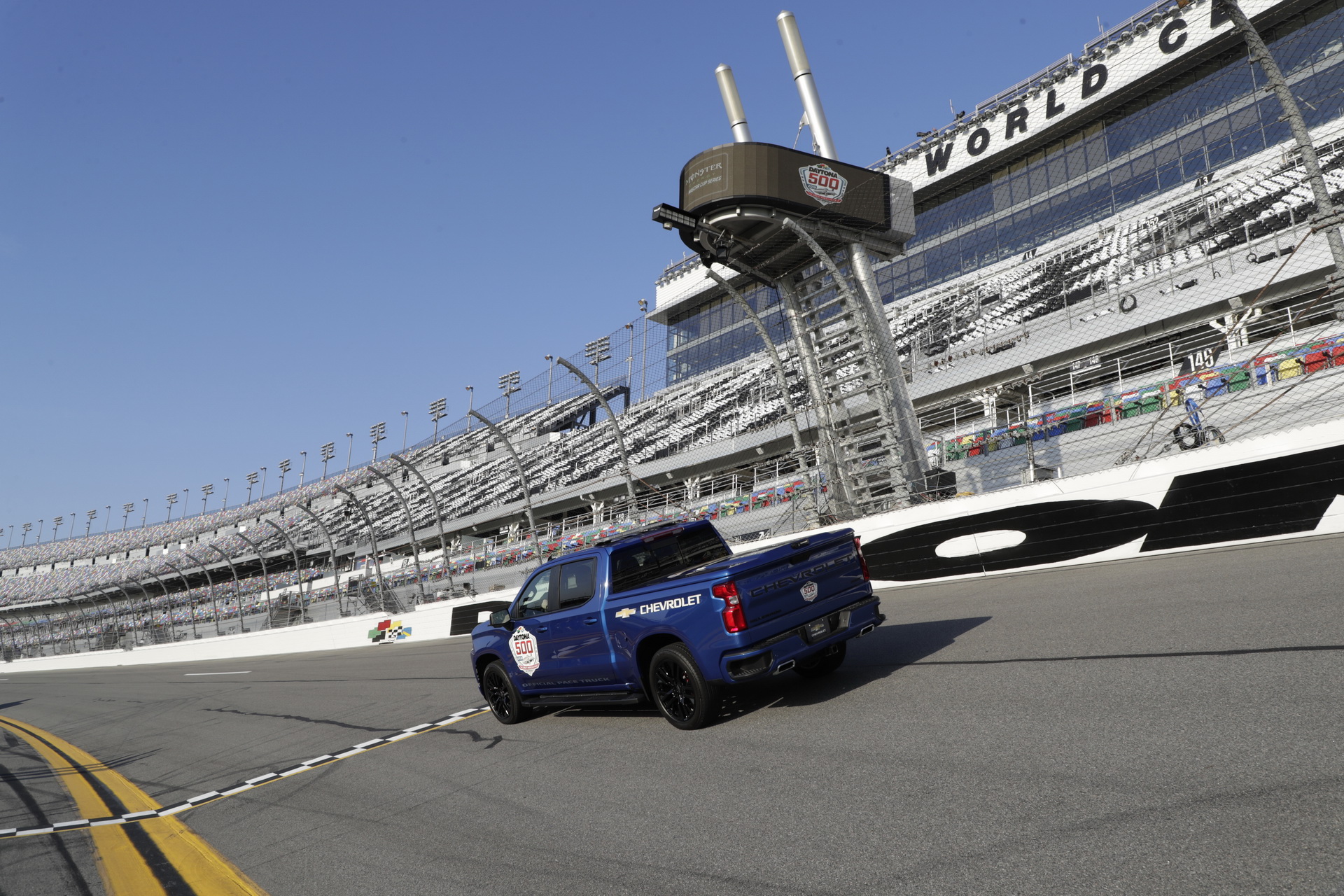 2019-Chevrolet-Silverado-Pace-Truck-02 2019 Chevy Silverado Is The First-Ever Truck To Pace Daytona 500