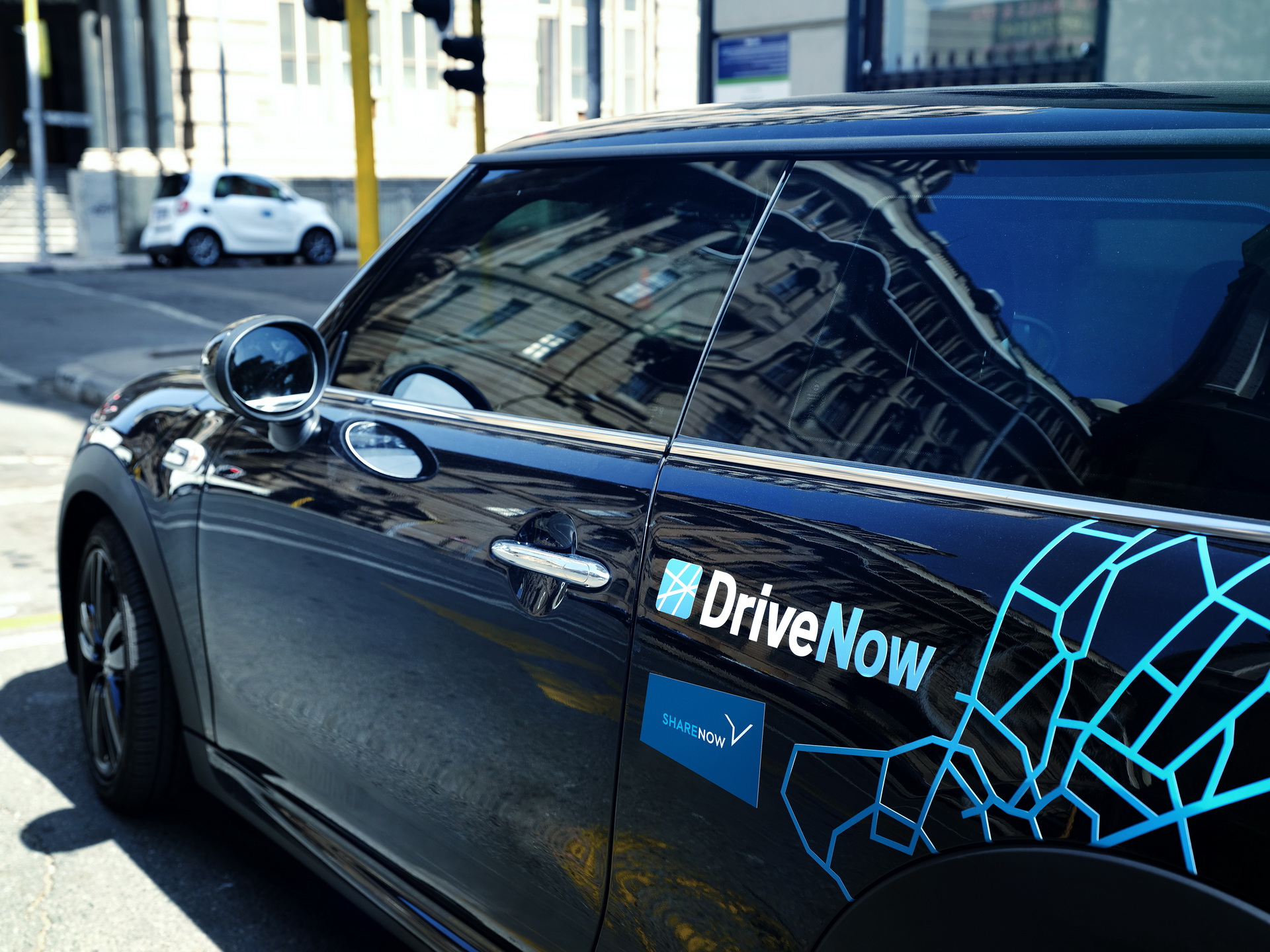 BMW-Daimler-Mobility-06 BMW, Daimler Join Forces And Invest $1 Billion In Uber Rival