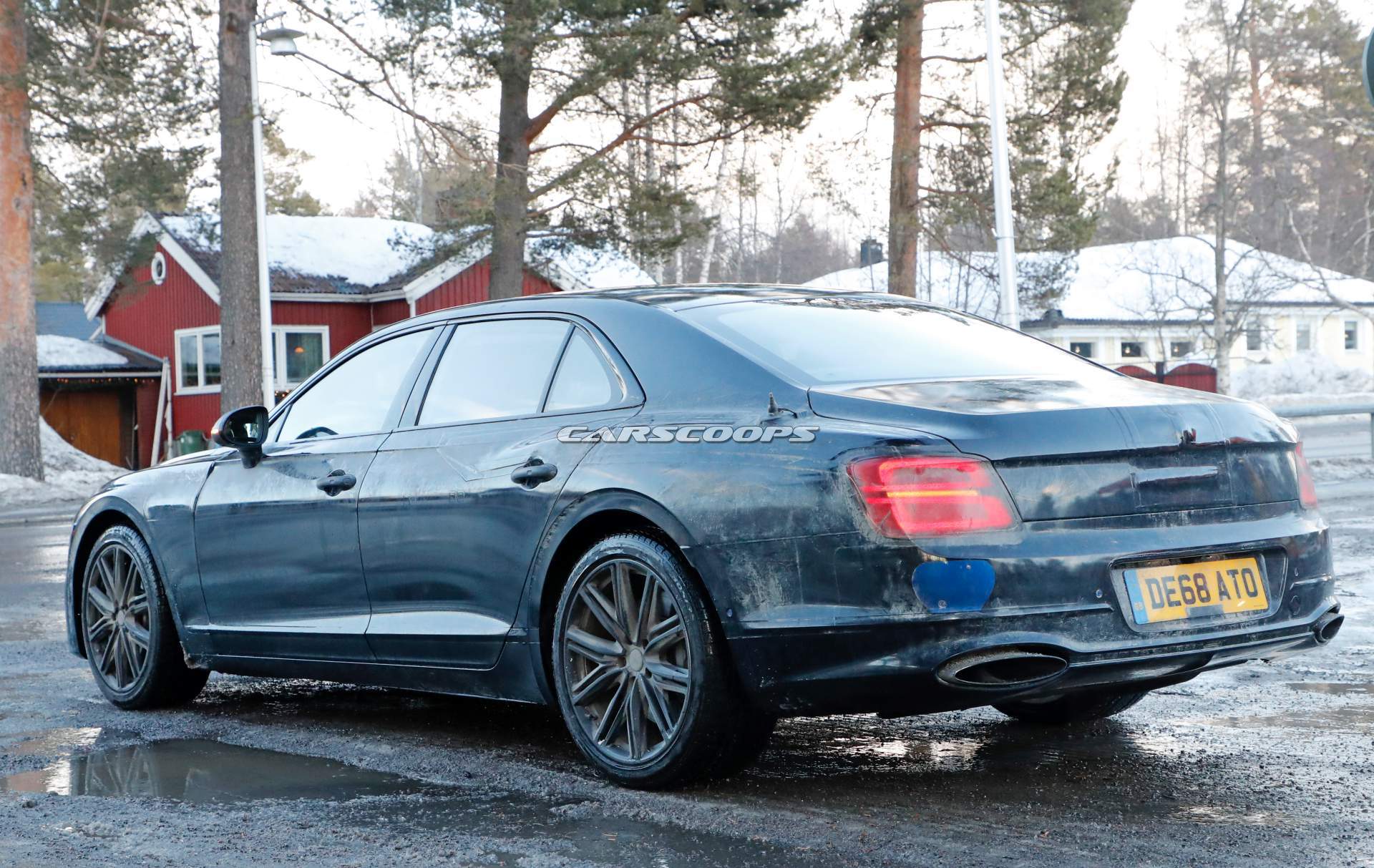2020 Bentley Flying Spur spy shots 25 2020 Bentley Flying Spur Loses Padded Camo, Wears Production Lights