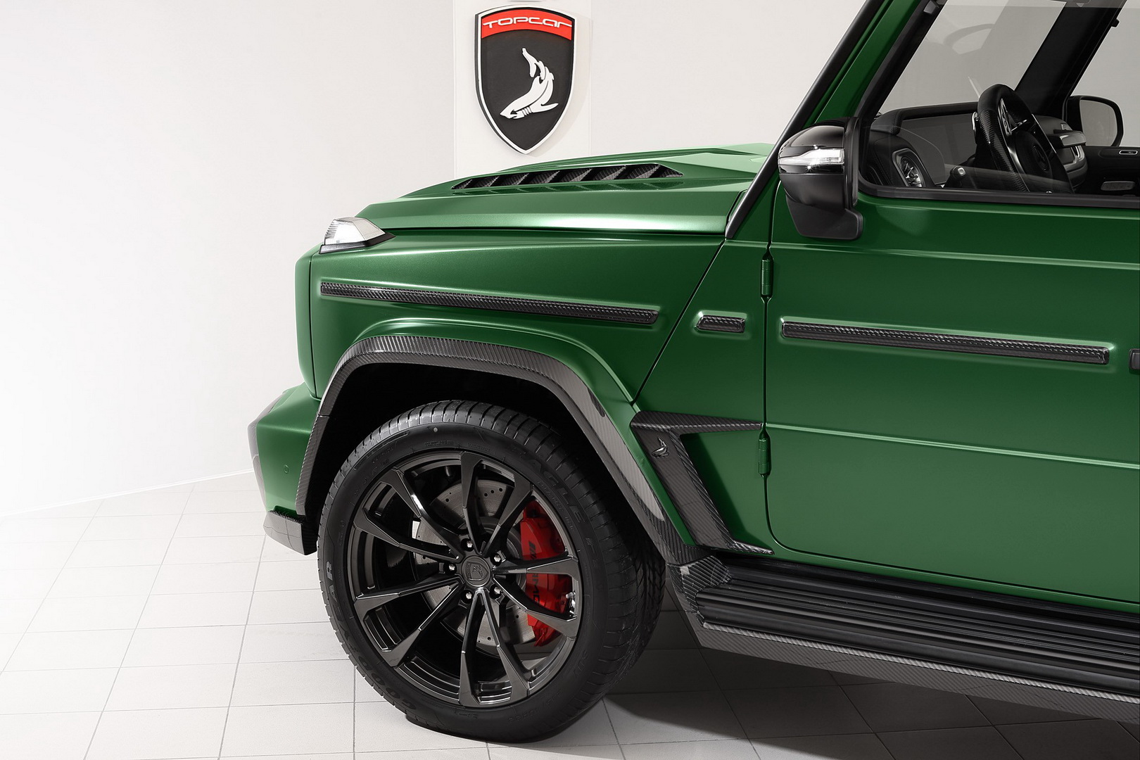 2019 mercedes-benz g-class tuning topcar 52 Whole Lotta Carbon: TopCar Gives New Mercedes G-Class The Inferno Treatment