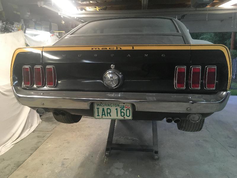 mach 1 ford mustang barn find 59 A 1969 Ford Mustang Mach 1 Was Sitting In A Garage For 39 Years!