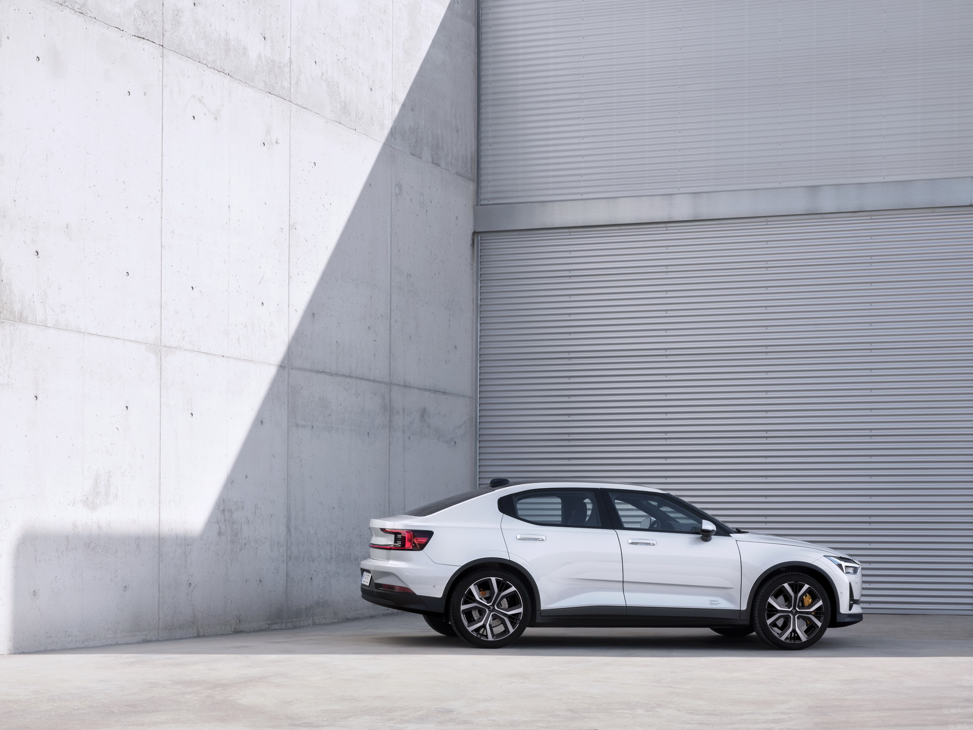 Polestar_2_003 Polestar Says The 2 Makes For A Great Tesla Model 3 Alternative