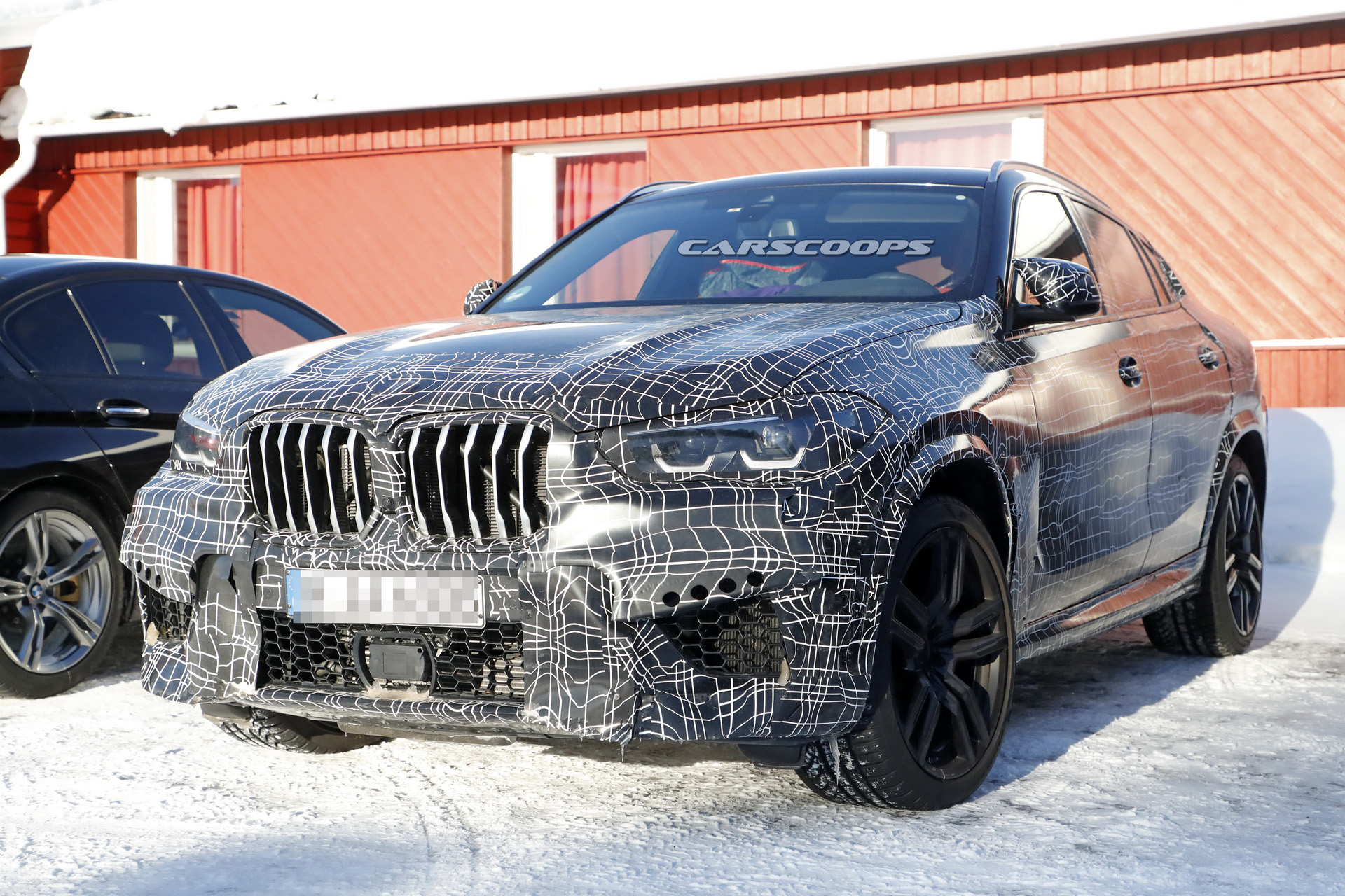 2020 bmw x6m spied inside out 13 2020 BMW X6 M Prototype Lets Us Take A First Peek Inside