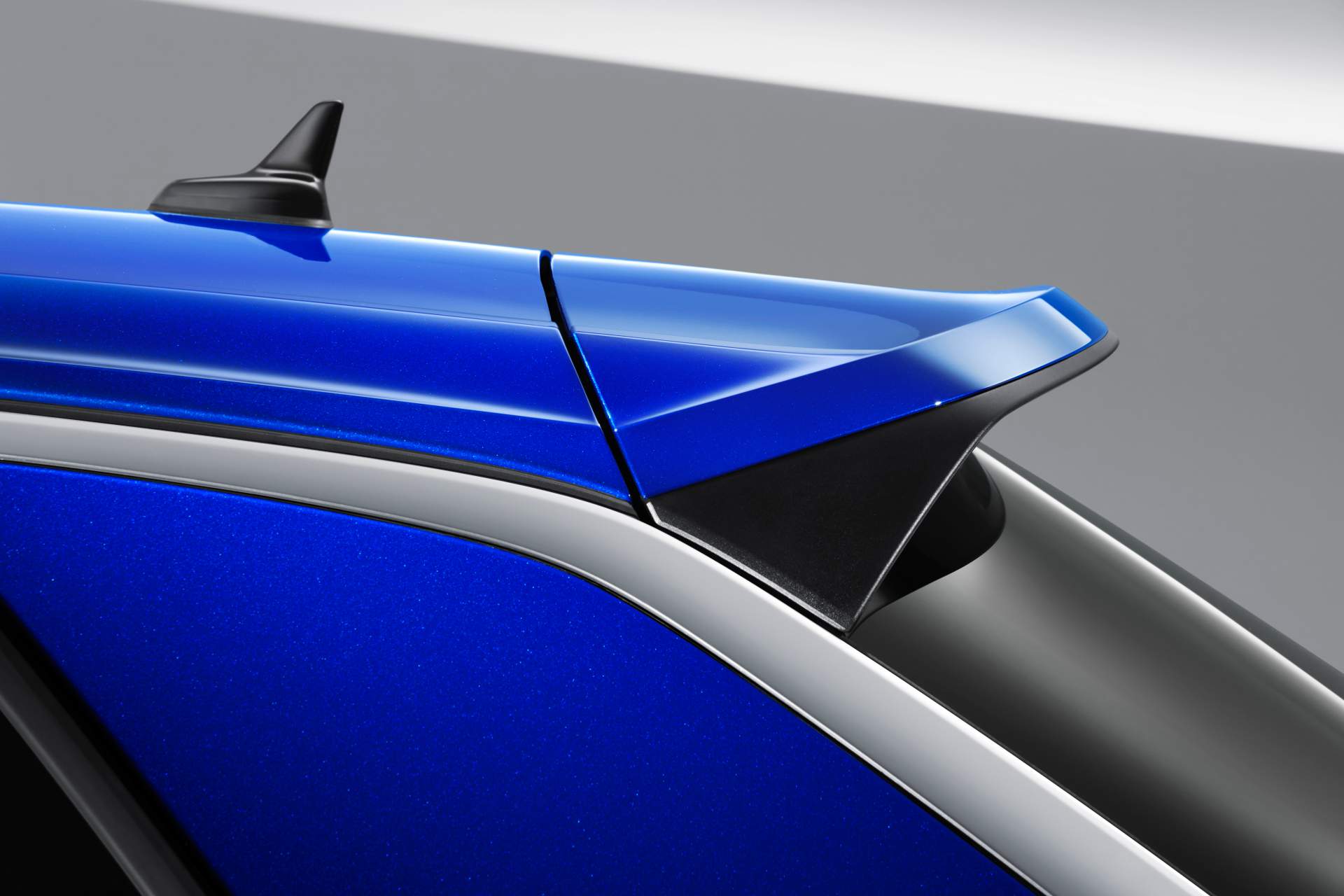 The new Volkswagen T-Roc R VW T-Roc R Unveiled With 300 PS, Does 0-100 Km/h In 4.9 Seconds