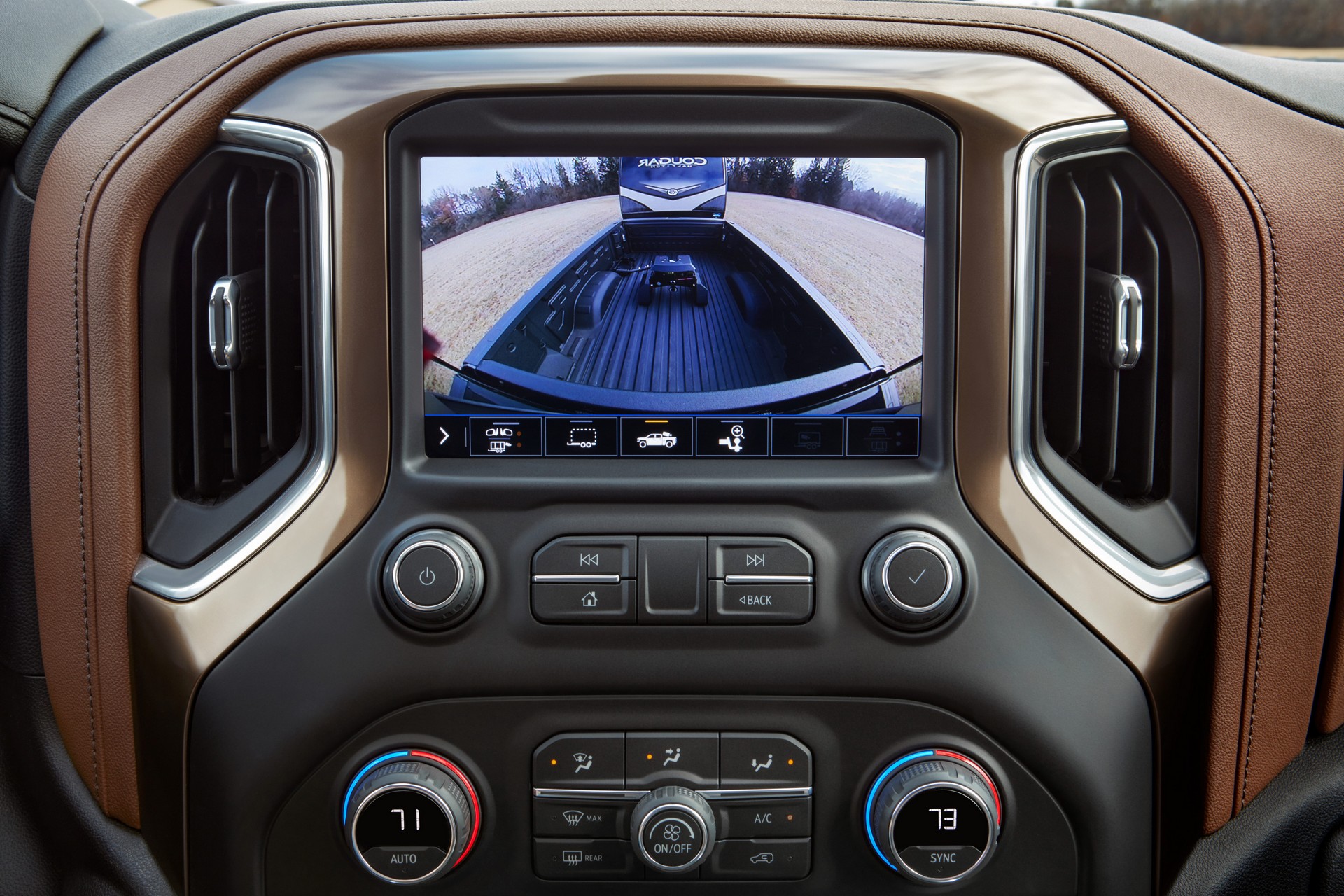 2020 Silverado 2500 HD-34 2020 Chevrolet Silverado HD Debuts With New 6.6-liter V8 And 35,500 Pound Towing Capacity