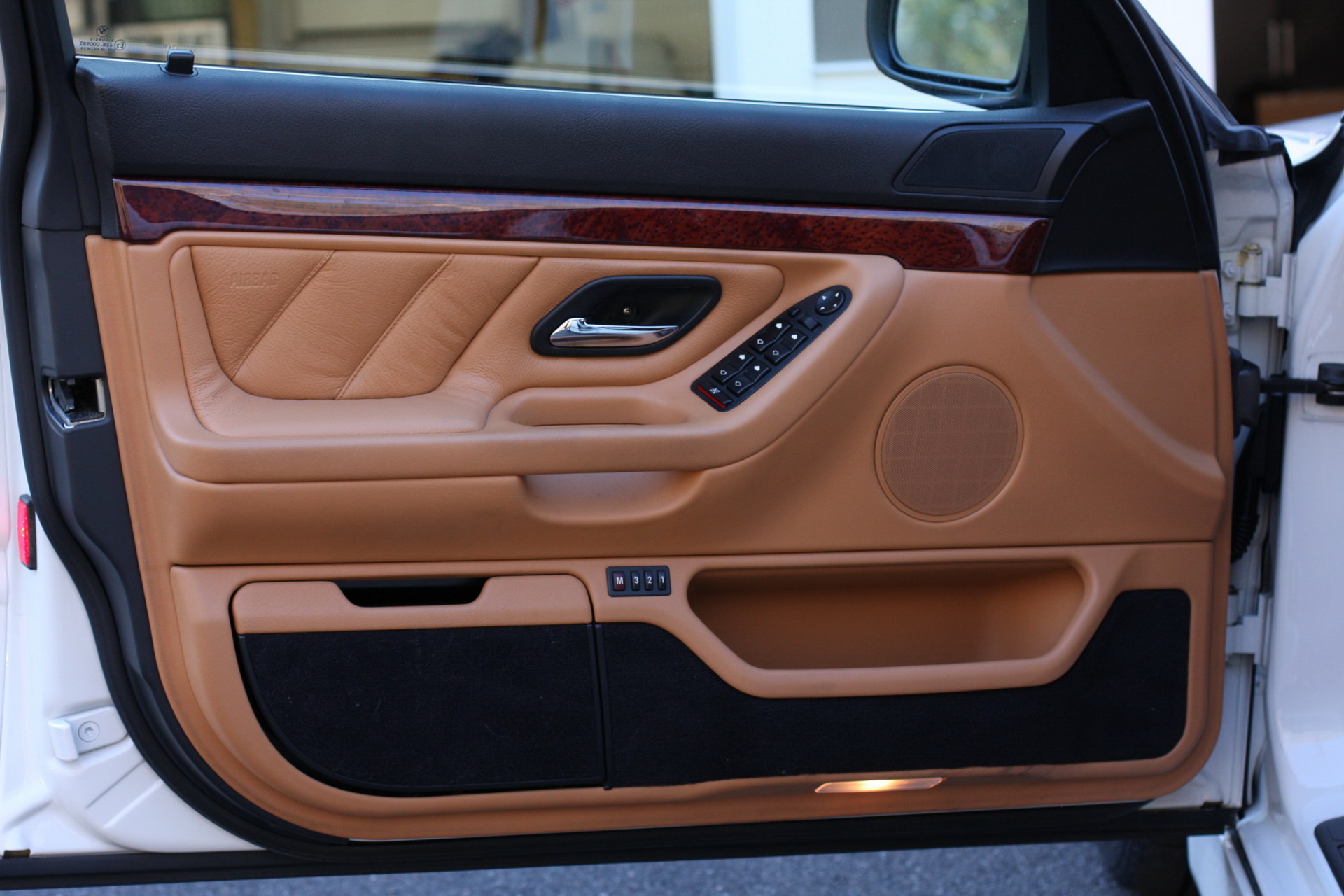 2001_bmw_740i_E39_M5_swap_26 BMW 740i With Supercharged E39 M5 V8 Swap Sounds Awesome