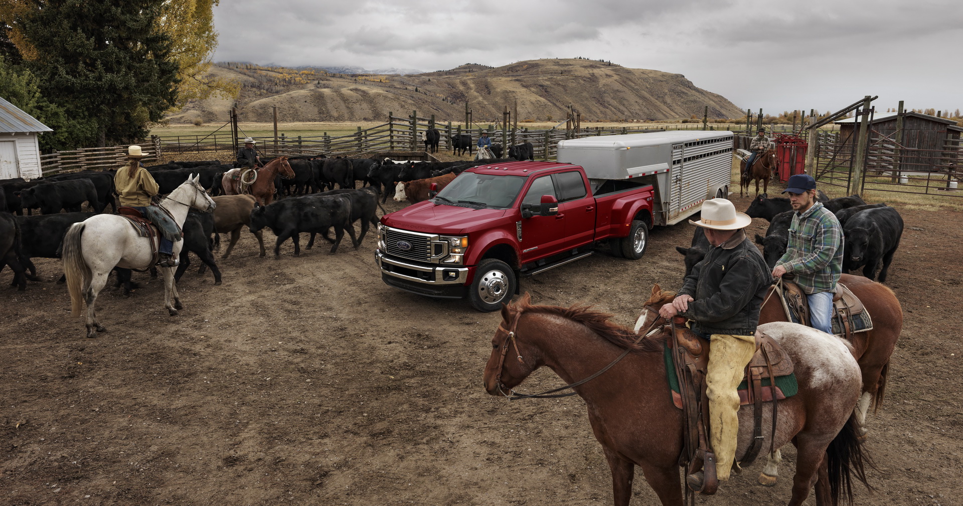 2020 ford f-450 15 2020 Ford F-Series Super Duty Unveiled With New 7.3L V8 Engine, 10-Speed Auto