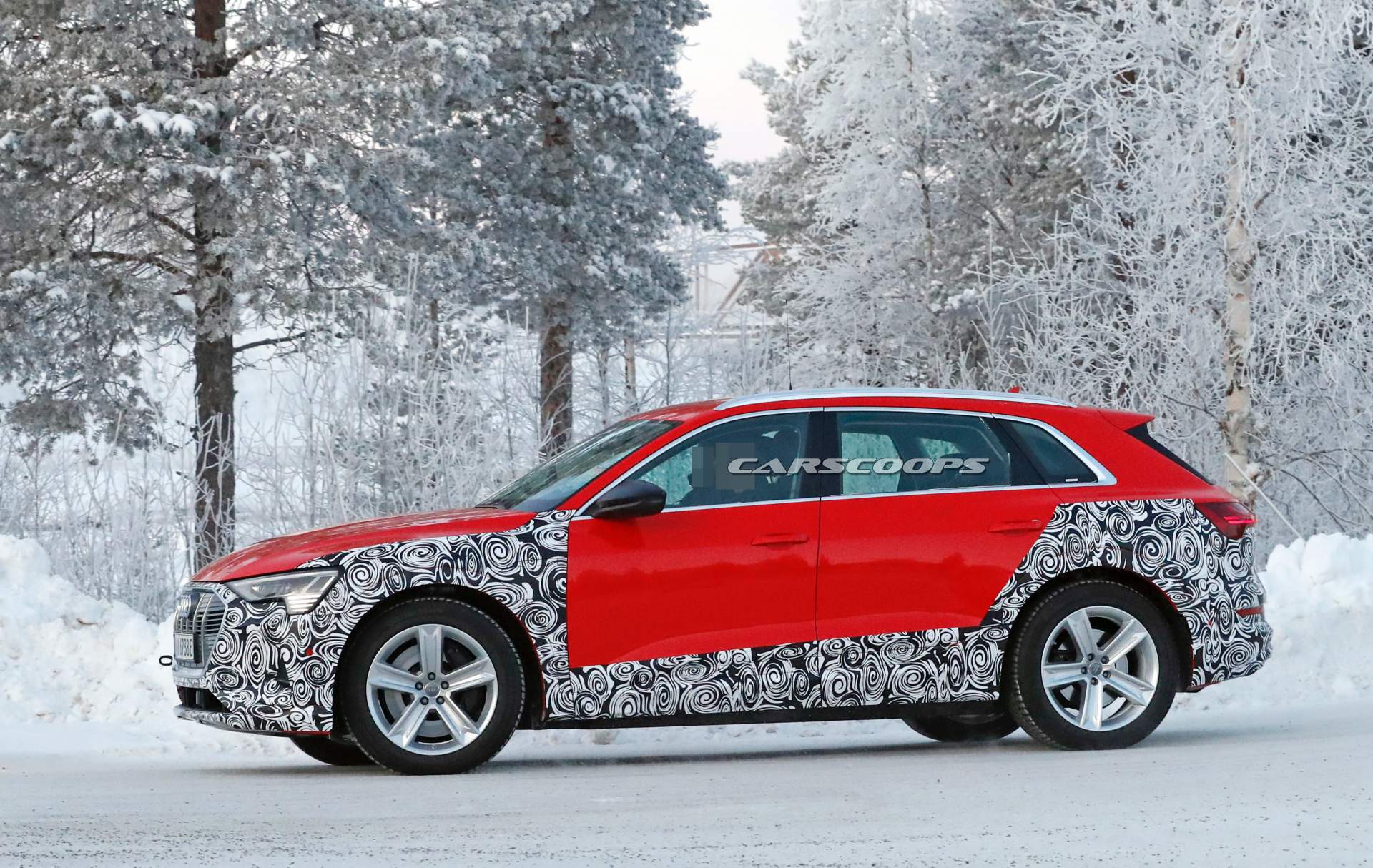 Audi e-tron quattro spy shots 4 Audi E-Tron Spied Testing, Could Be 3-Motor Performance Version
