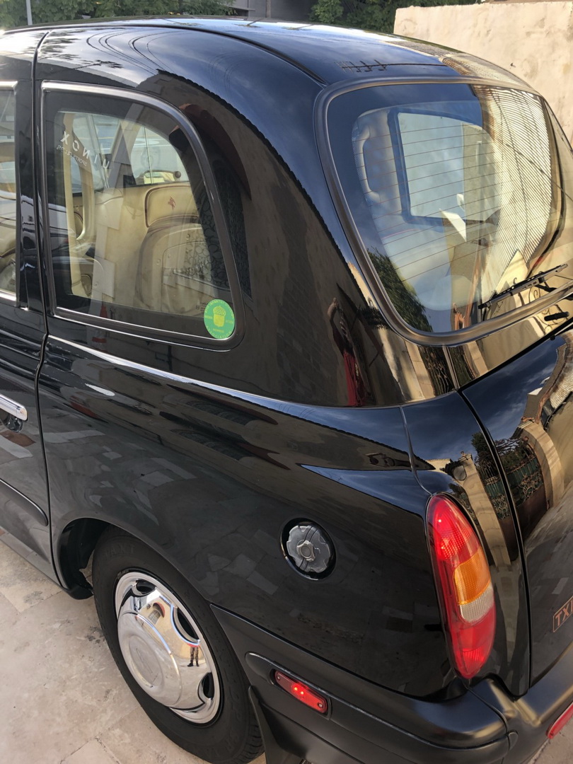 2002 london taxi burberry edition neiman marcus 39 Did You Know Neiman Marcus Offered A London Taxi Burberry Edition In The States?